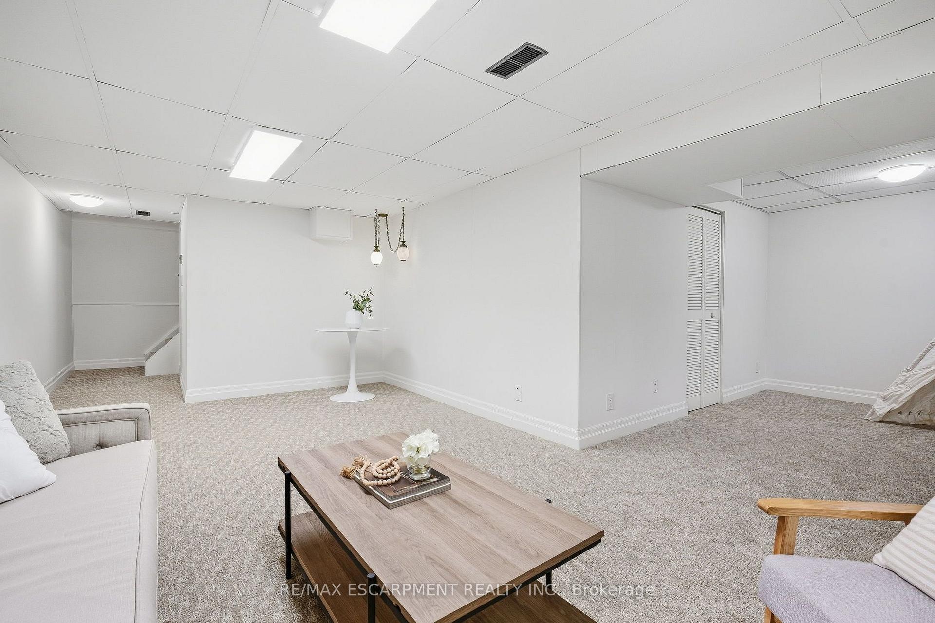 Photo 42 of 4159 Spruce Avenue, Burlington, Shoreacres — HOMEH