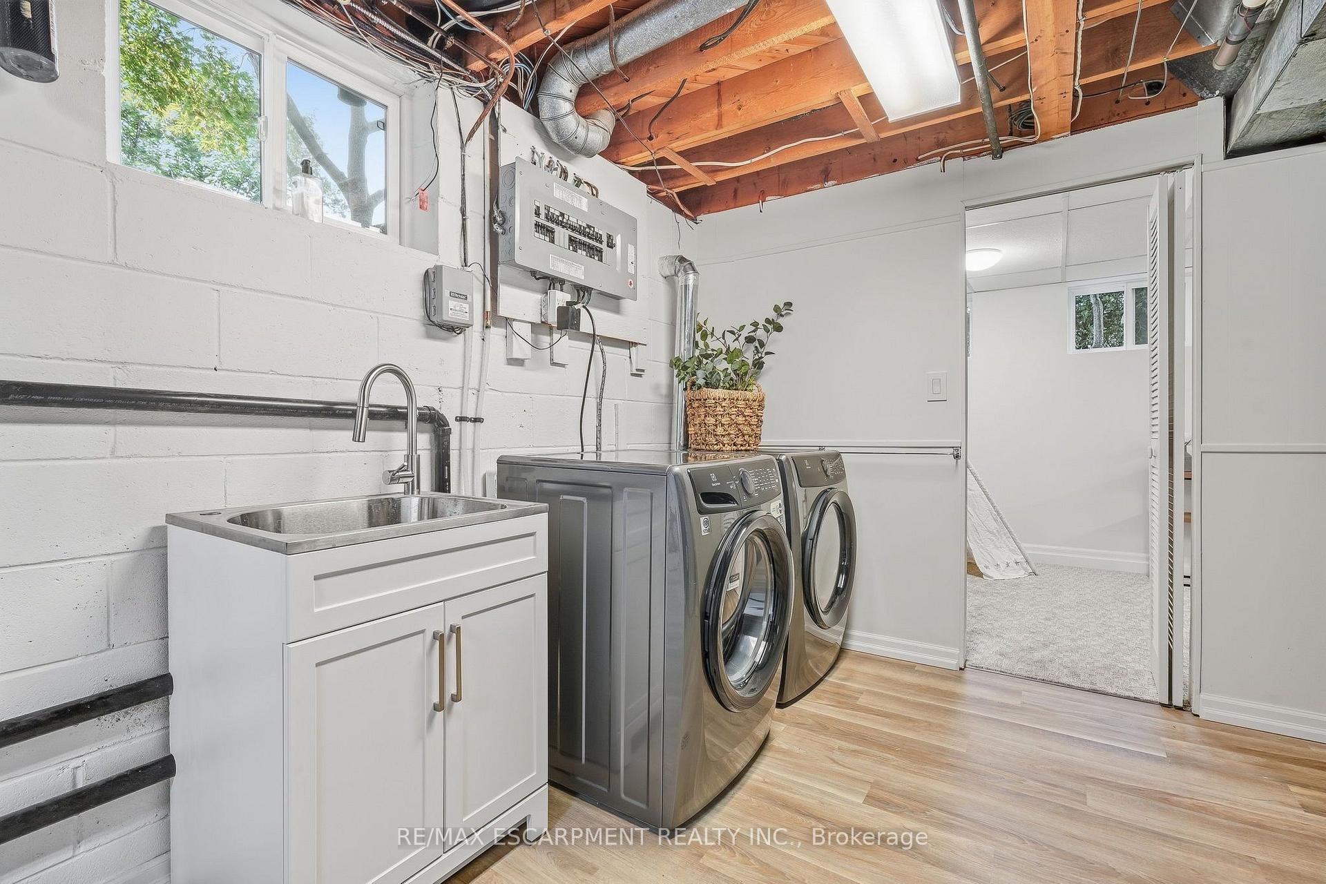 Photo 43 of 4159 Spruce Avenue, Burlington, Shoreacres — HOMEH