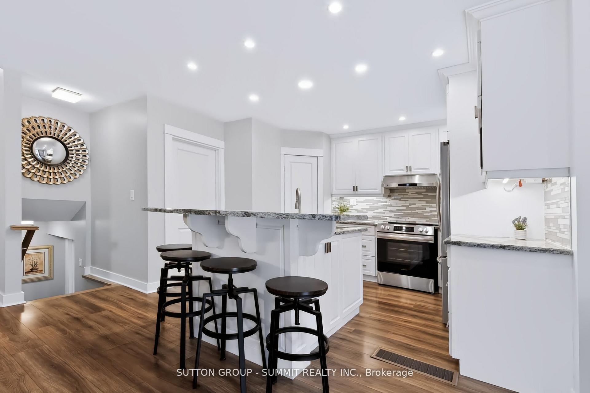 Photo 9 of 659 Cherrywood Drive, Burlington, LaSalle — HOMEH