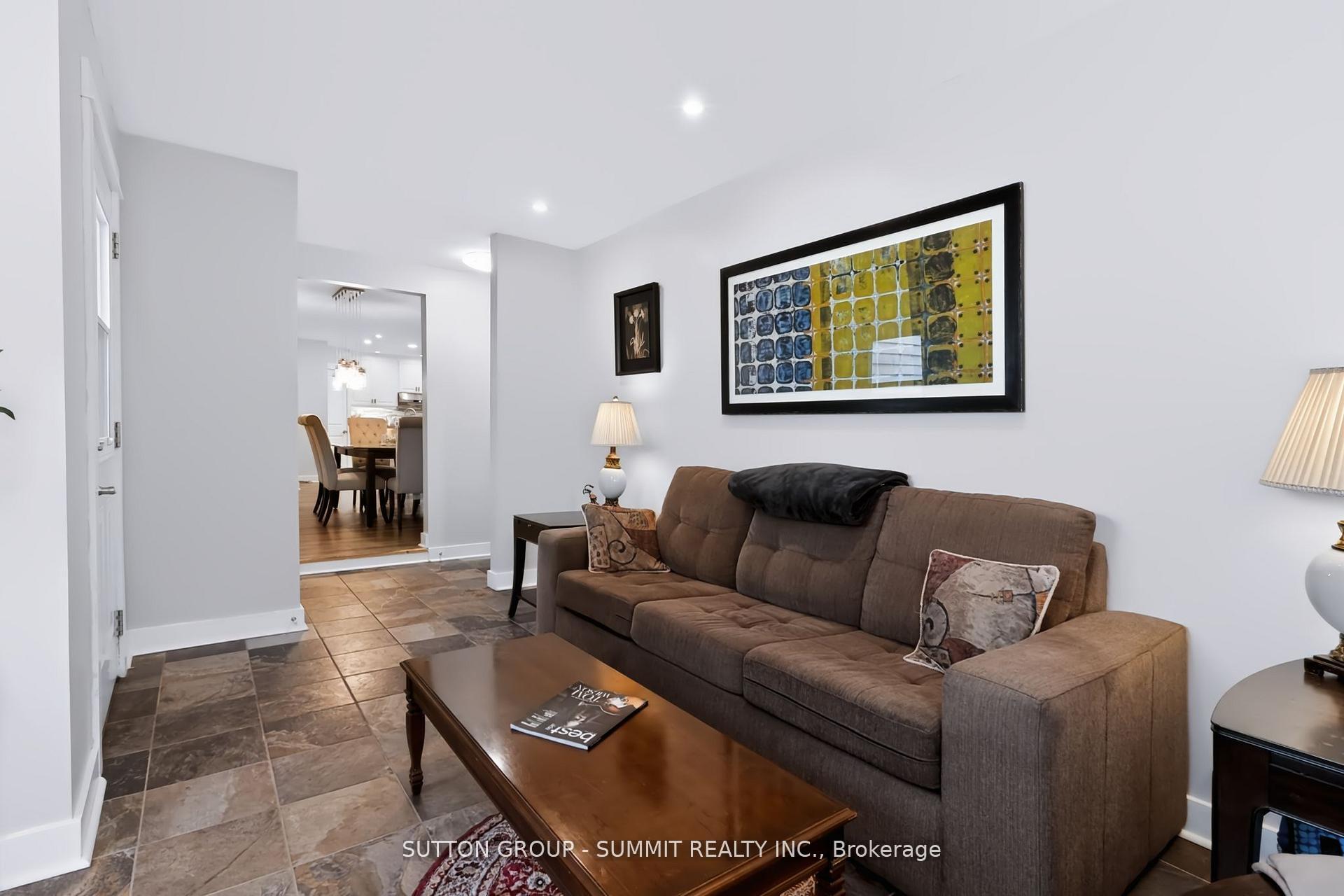 Photo 20 of 659 Cherrywood Drive, Burlington, LaSalle — HOMEH