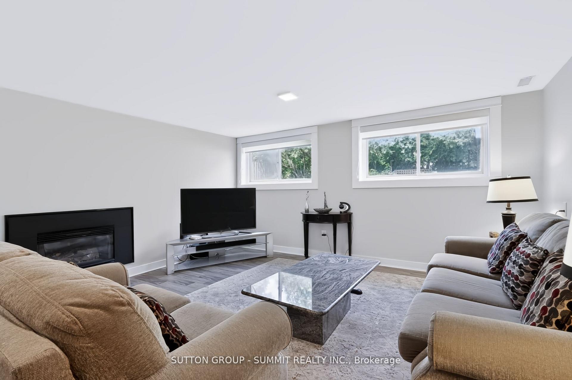 Photo 31 of 659 Cherrywood Drive, Burlington, LaSalle — HOMEH