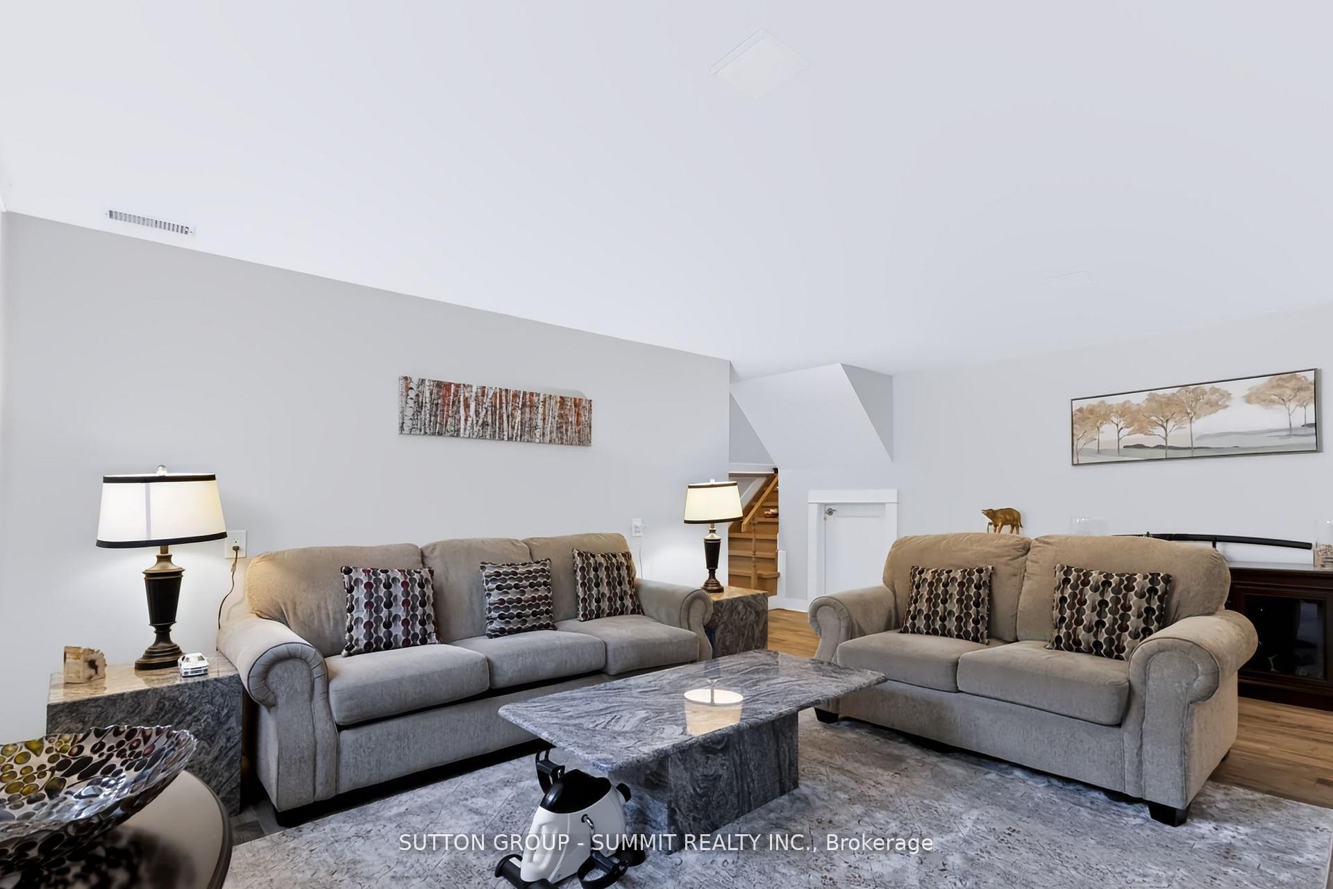 Photo 34 of 659 Cherrywood Drive, Burlington, LaSalle — HOMEH
