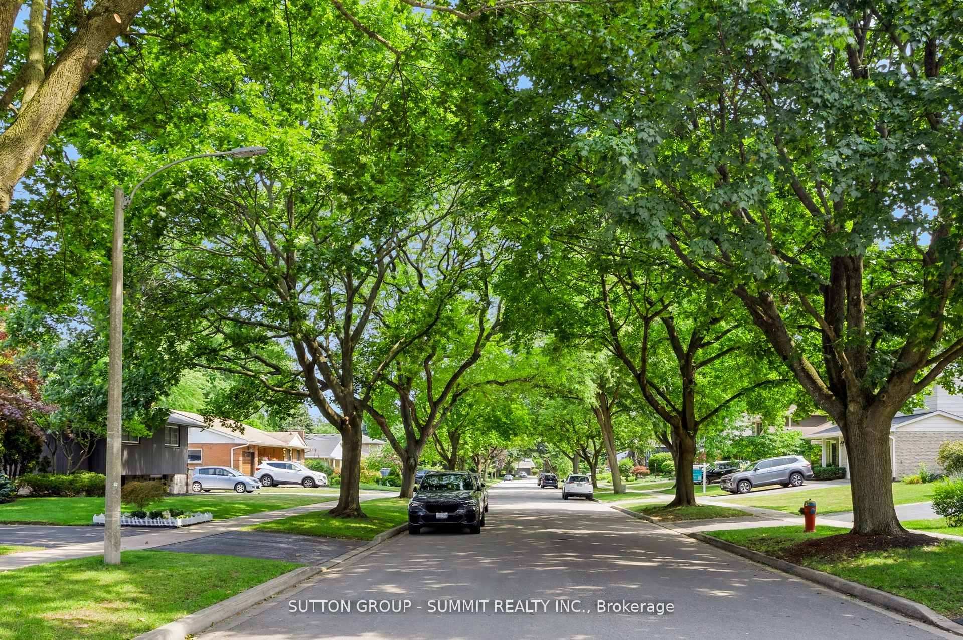 Photo 47 of 659 Cherrywood Drive, Burlington, LaSalle — HOMEH