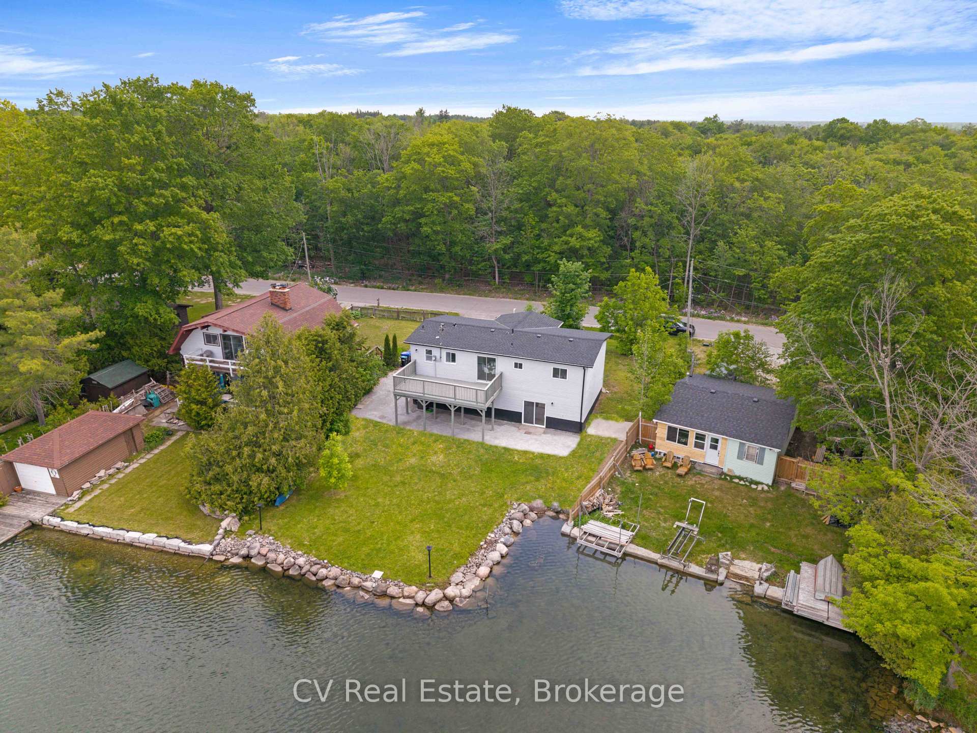 Photo of 3338 Cox Drive