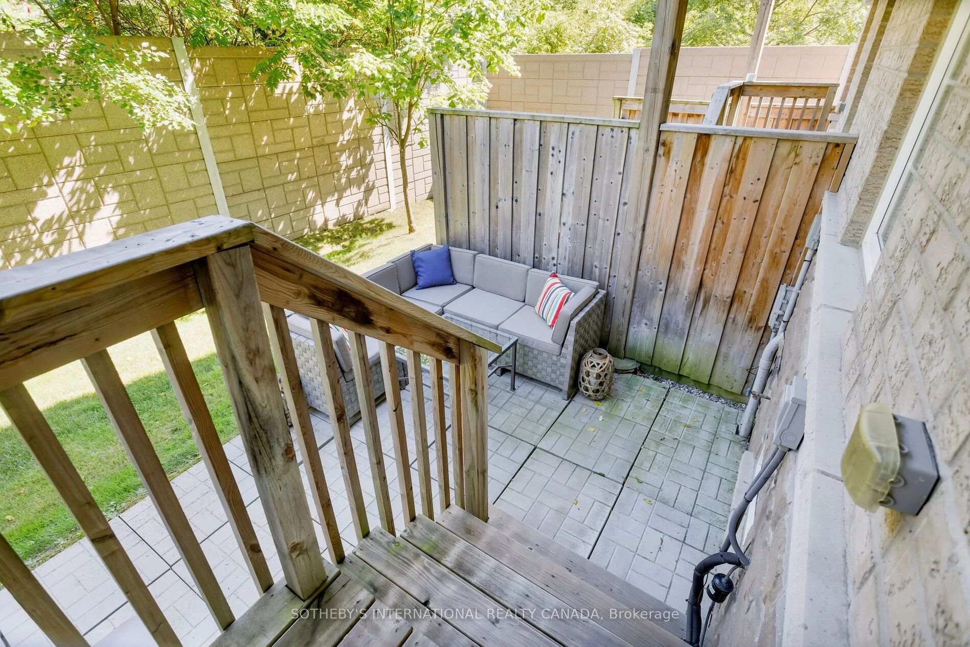 Photo 33 of Unit 2, 1127 Haig Boulevard, Mississauga, Lakeview — HOMEH