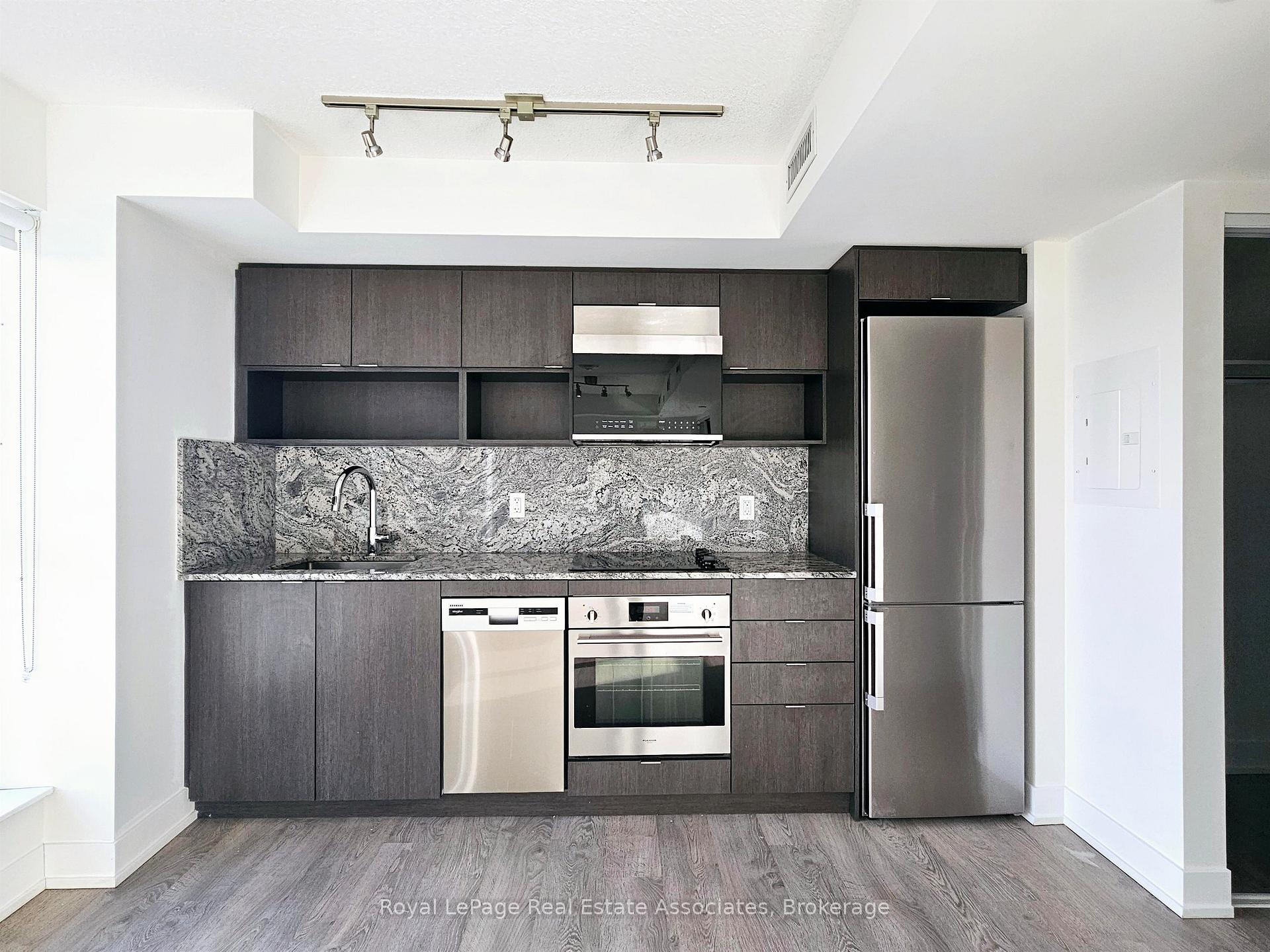Photo 3 of Unit 623, 9 Mabelle Avenue, Etobicoke, Islington-City Centre West — HOMEH