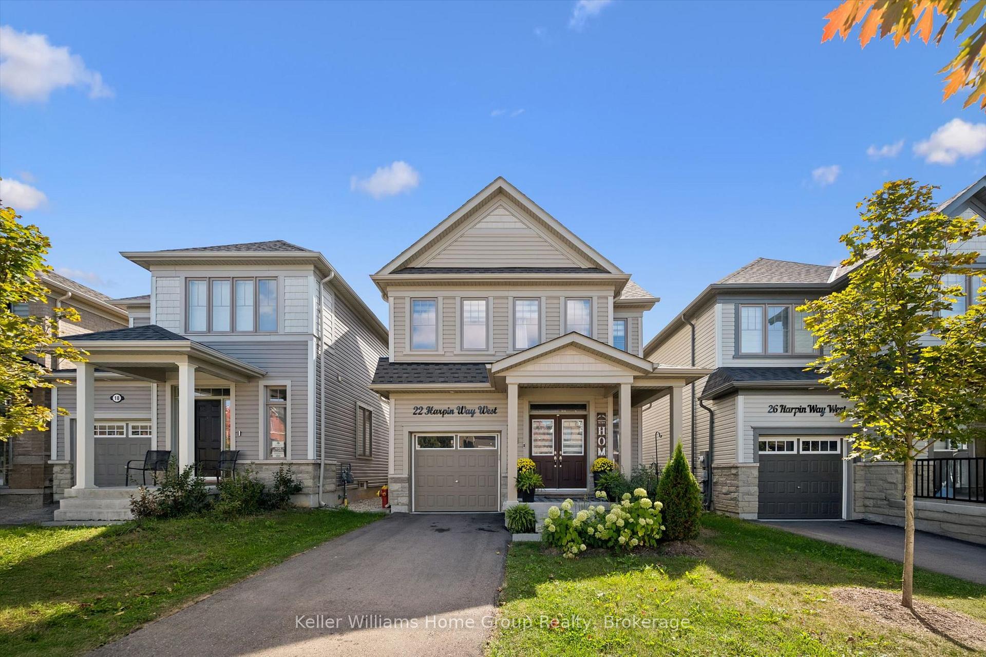 Front of 22 Harpin Way W