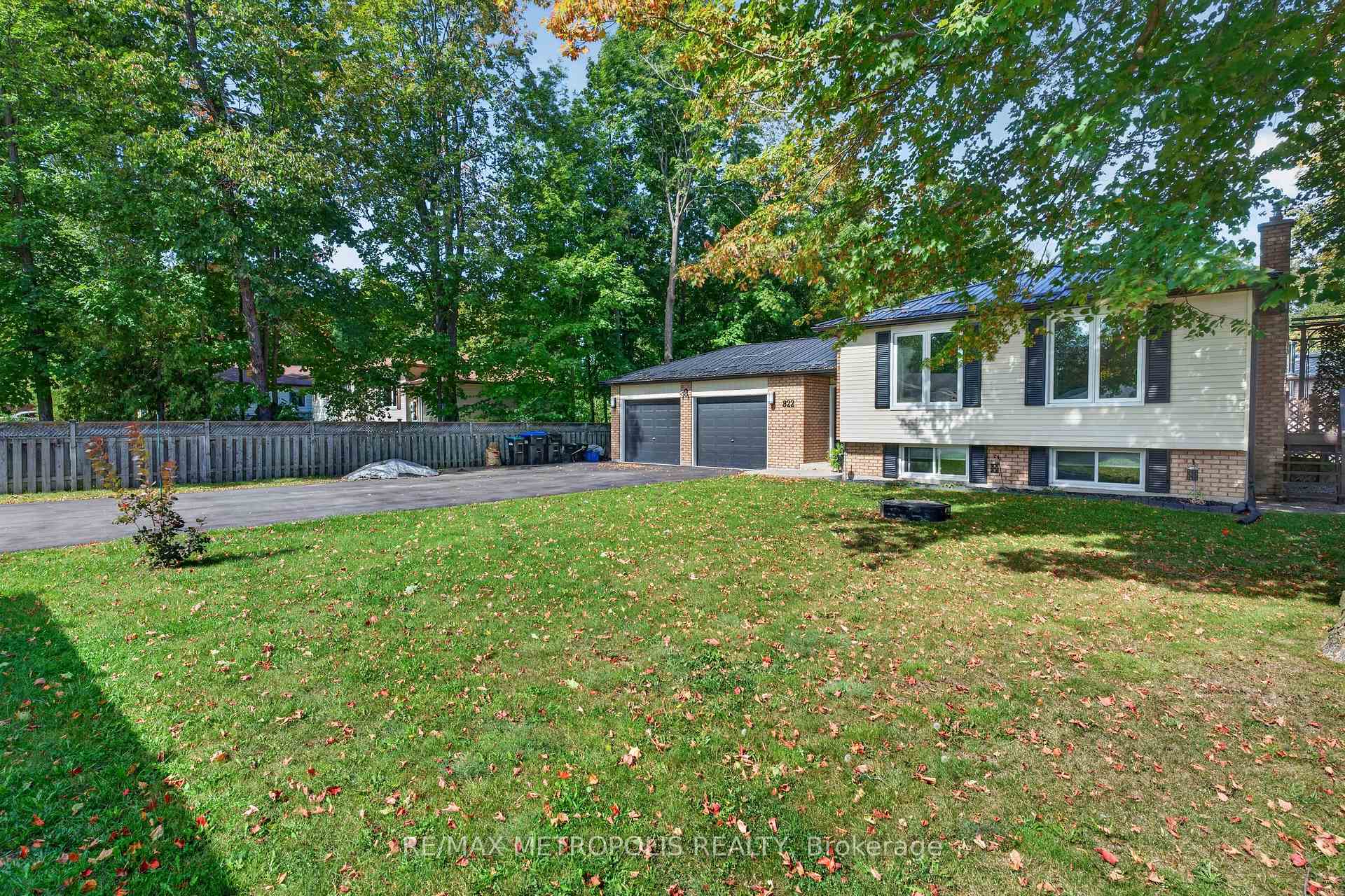 Photo 42 of 822 10th Line, Innisfil, Rural Innisfil — HOMEH