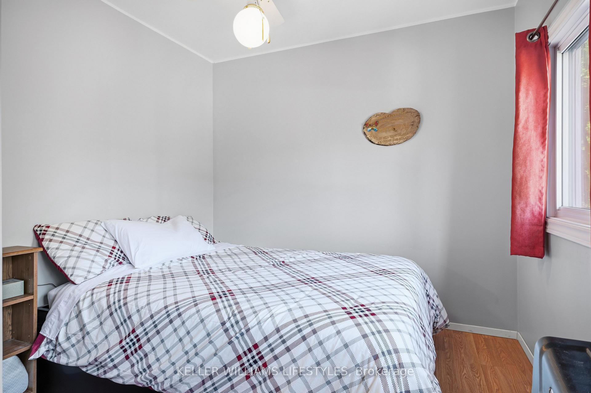 Photo 15 of 43 Stevenson Avenue, London, East N — HOMEH