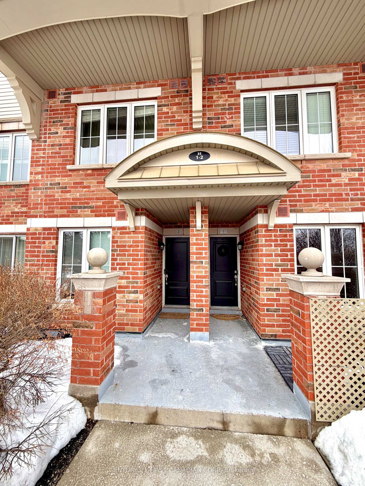 Photo 2 of Unit 2, 35 Hays Boulevard, Oakville, River Oaks — HOMEH