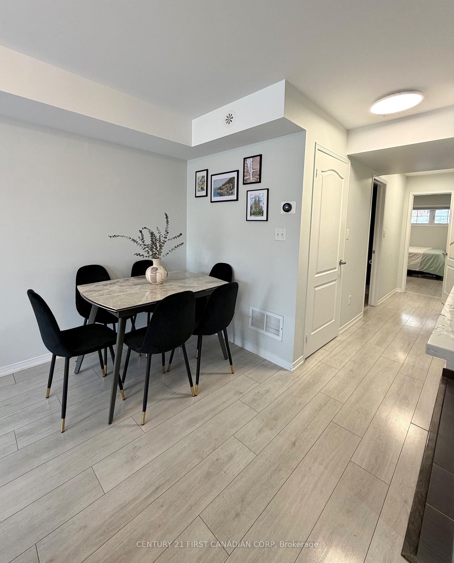 Photo 9 of Unit 2, 35 Hays Boulevard, Oakville, River Oaks — HOMEH