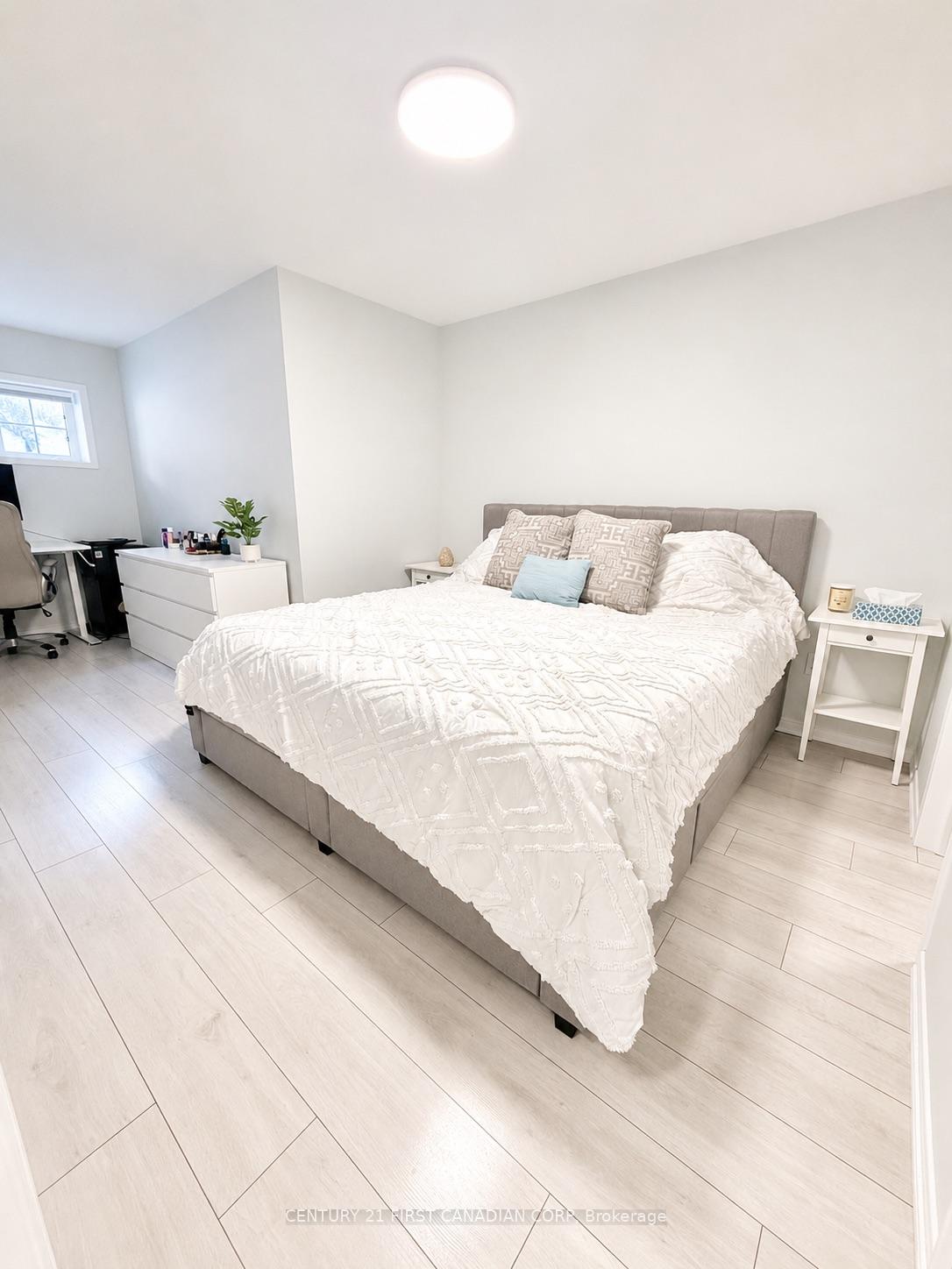 Photo 10 of Unit 2, 35 Hays Boulevard, Oakville, River Oaks — HOMEH