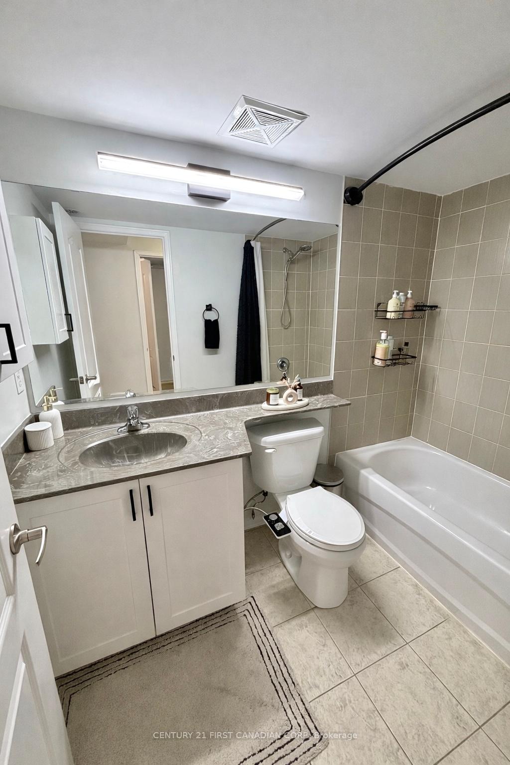 Photo 15 of Unit 2, 35 Hays Boulevard, Oakville, River Oaks — HOMEH
