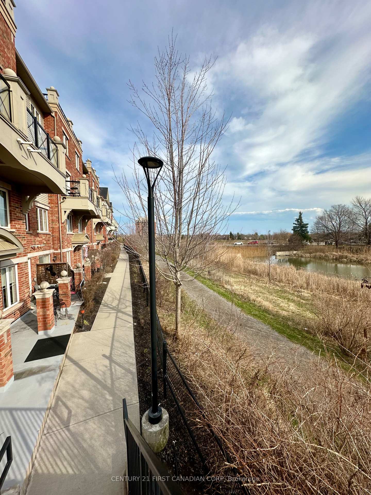 Photo 23 of Unit 2, 35 Hays Boulevard, Oakville, River Oaks — HOMEH