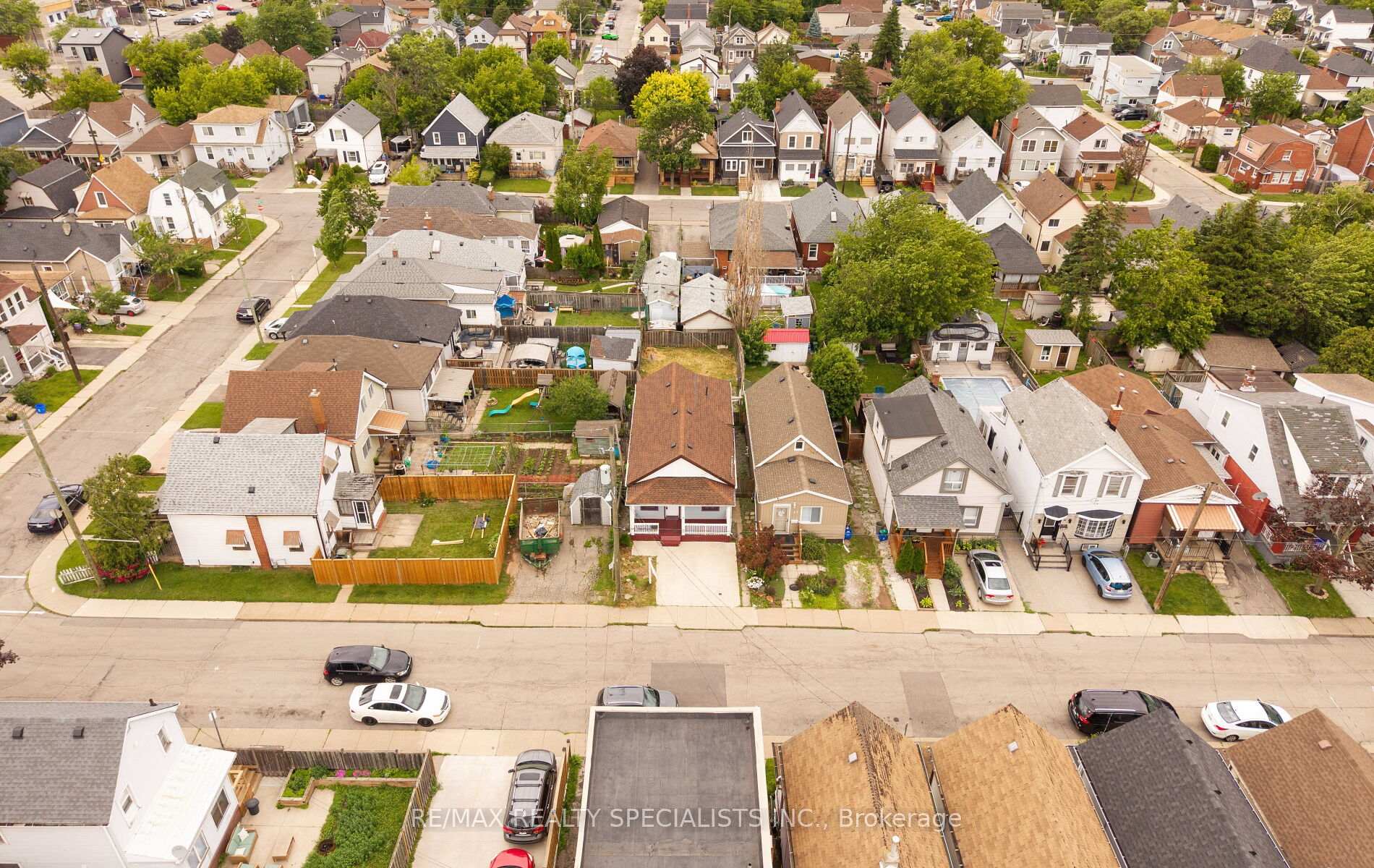 Photo 3 of 35 Britannia Avenue, Hamilton, Crown Point — HOMEH