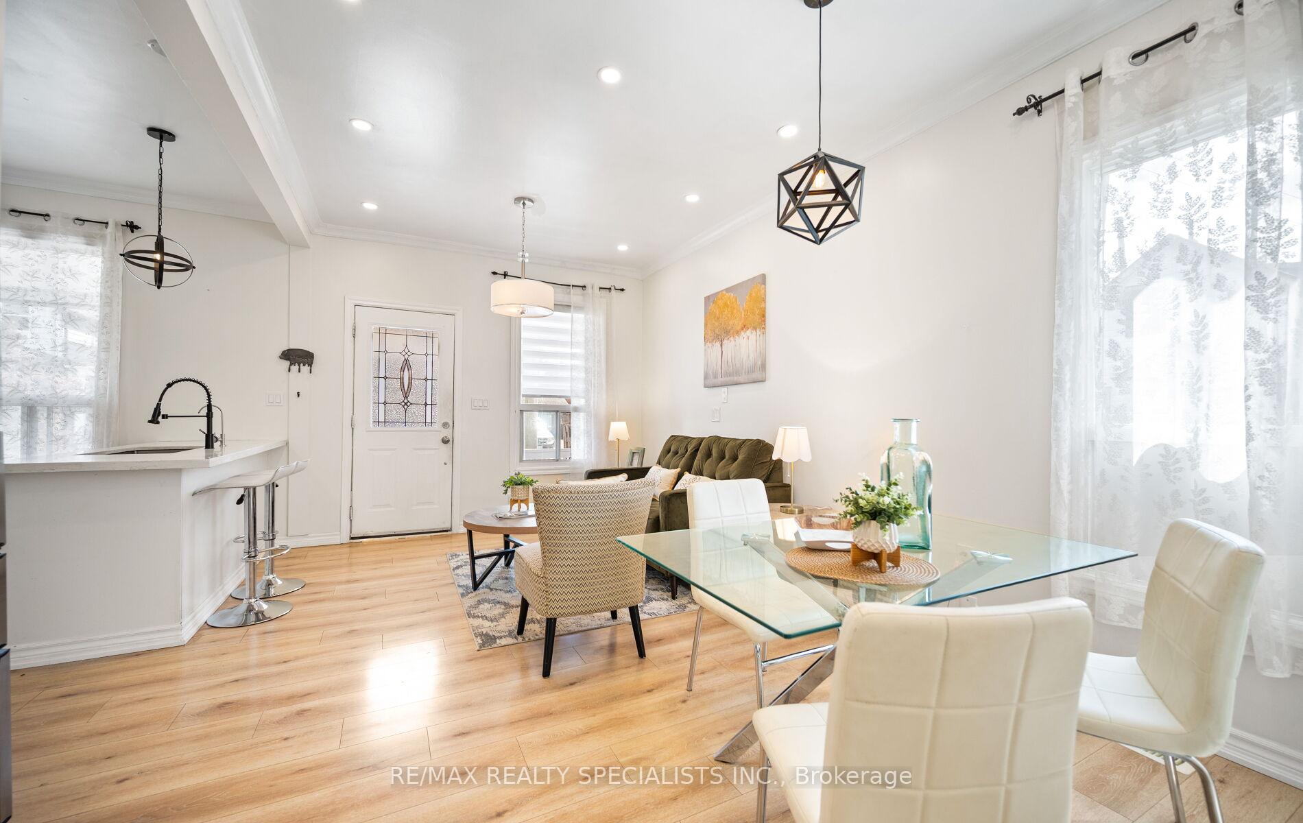 Photo 7 of 35 Britannia Avenue, Hamilton, Crown Point — HOMEH