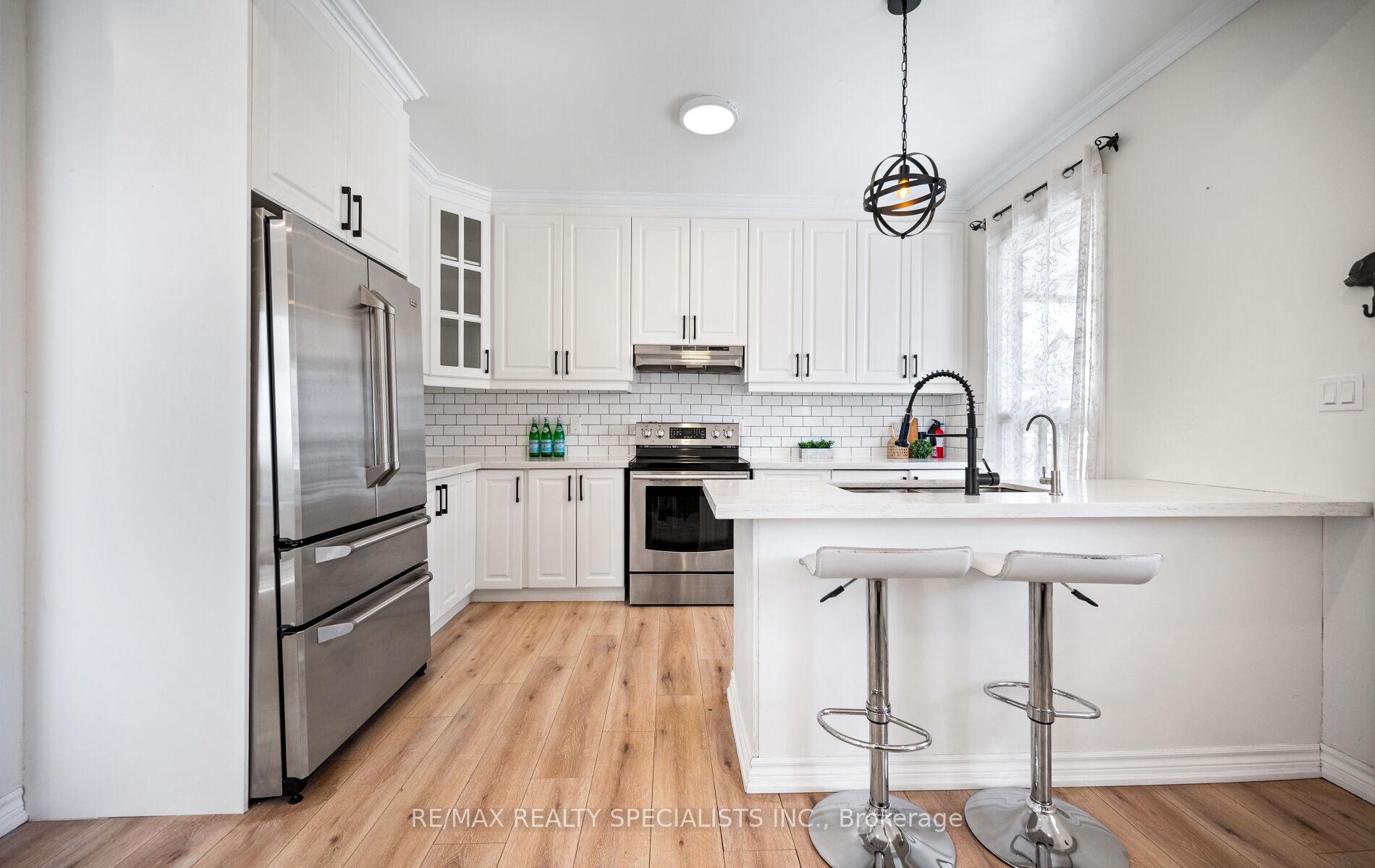 Photo 12 of 35 Britannia Avenue, Hamilton, Crown Point — HOMEH
