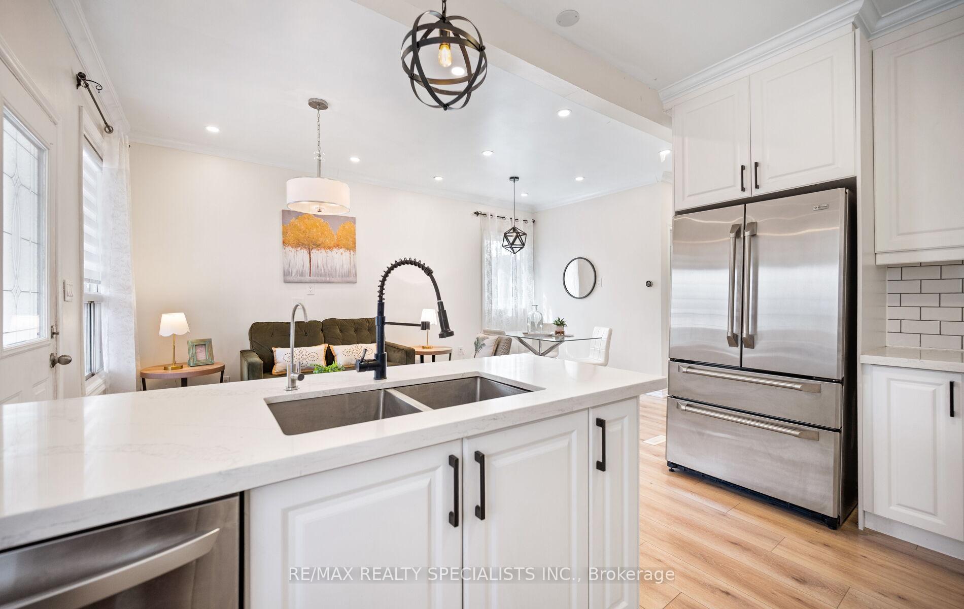 Photo 15 of 35 Britannia Avenue, Hamilton, Crown Point — HOMEH