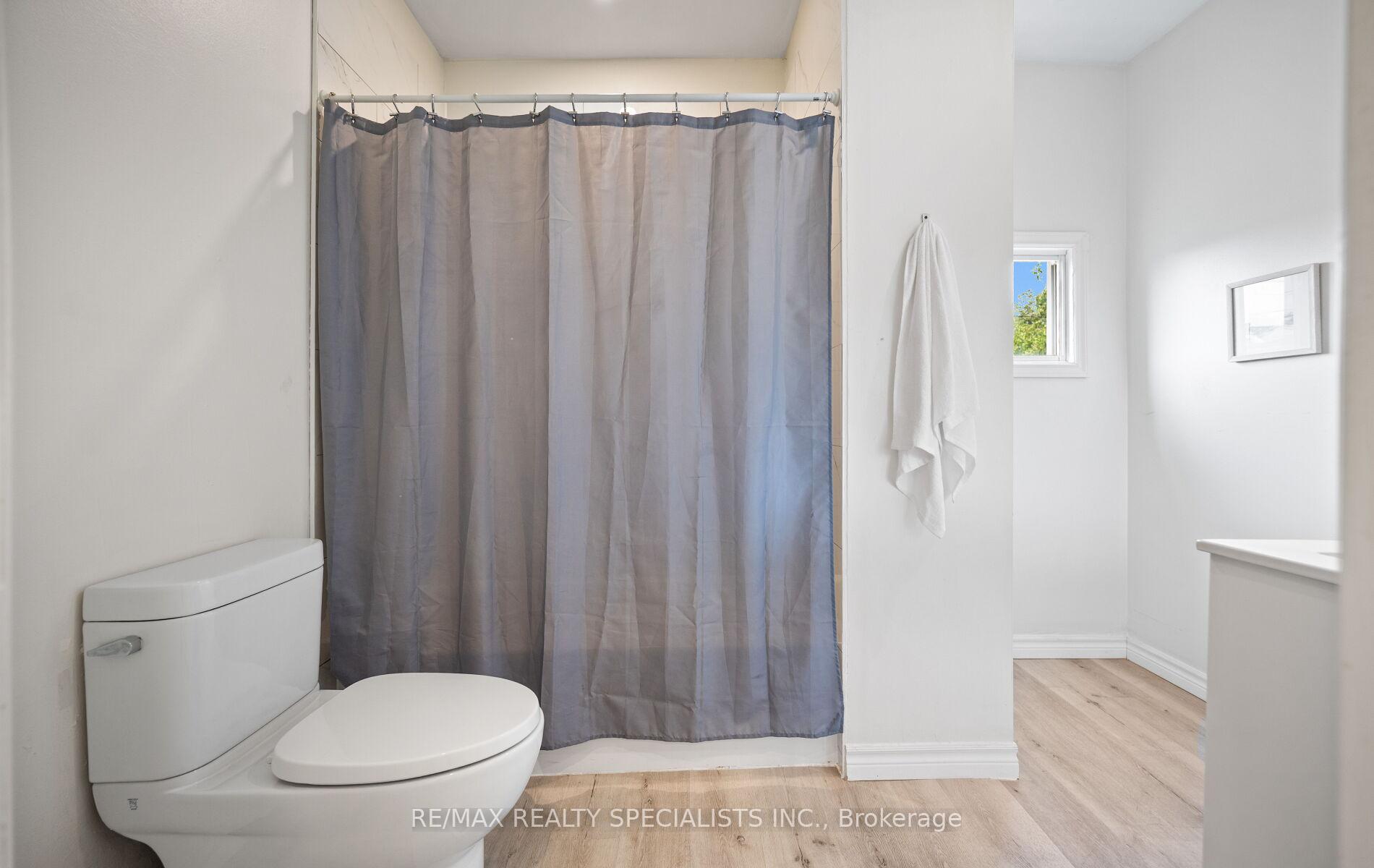 Photo 18 of 35 Britannia Avenue, Hamilton, Crown Point — HOMEH
