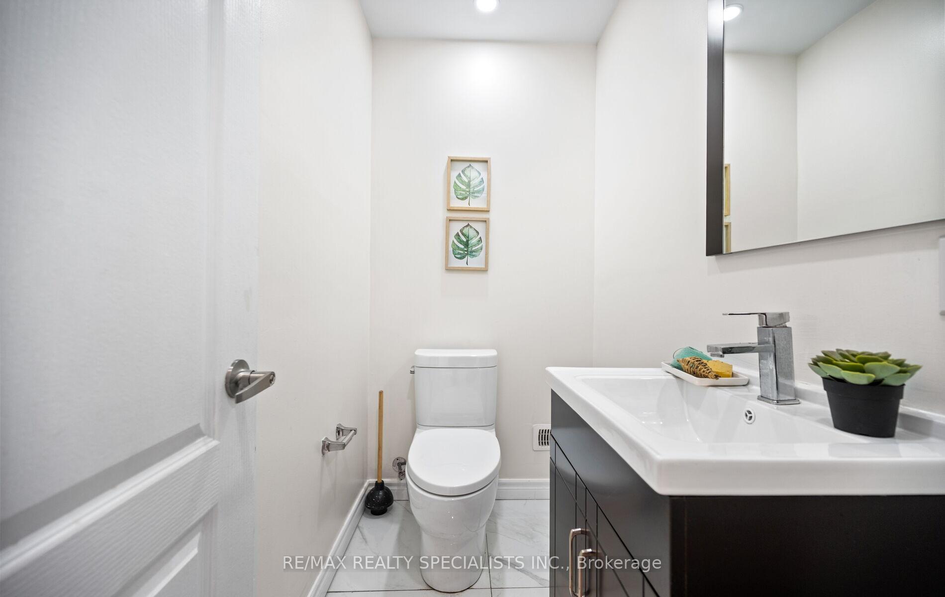 Photo 22 of 35 Britannia Avenue, Hamilton, Crown Point — HOMEH