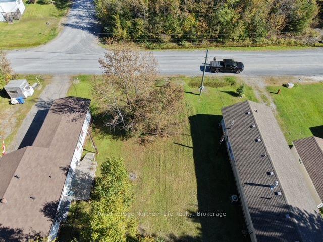 Photo 6 of 10 Goward Avenue, Temagami — HOMEH