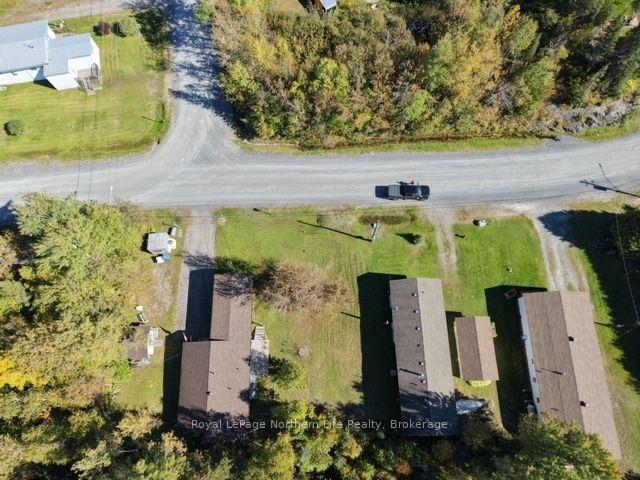 Photo 7 of 10 Goward Avenue, Temagami — HOMEH