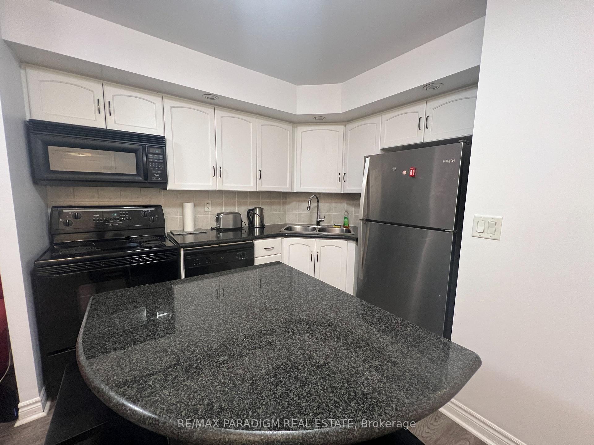 Photo 4 of Unit 1642, 250 Wellington Street W, Toronto, Waterfront Communities — HOMEH