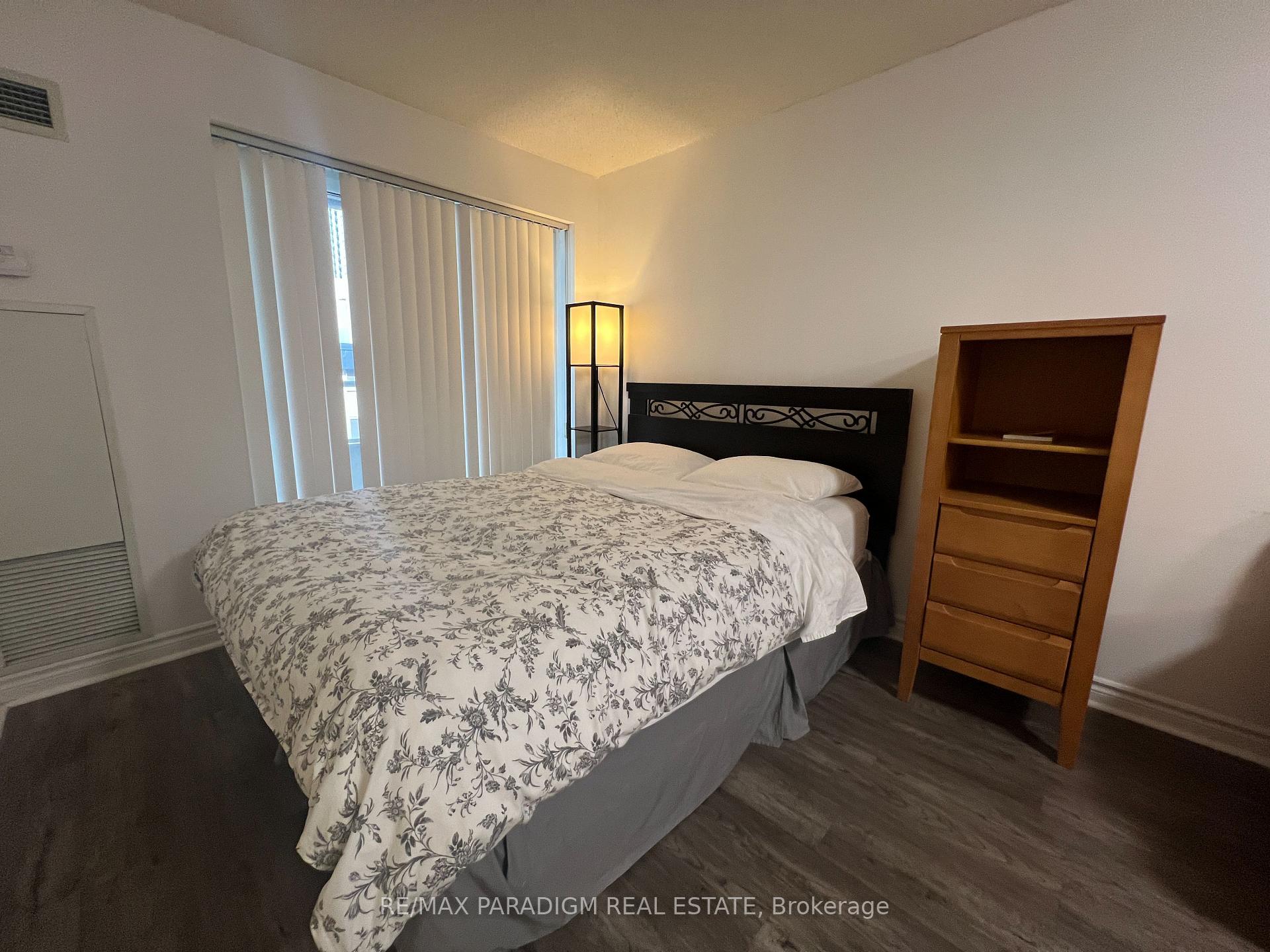 Photo 7 of Unit 1642, 250 Wellington Street W, Toronto, Waterfront Communities — HOMEH