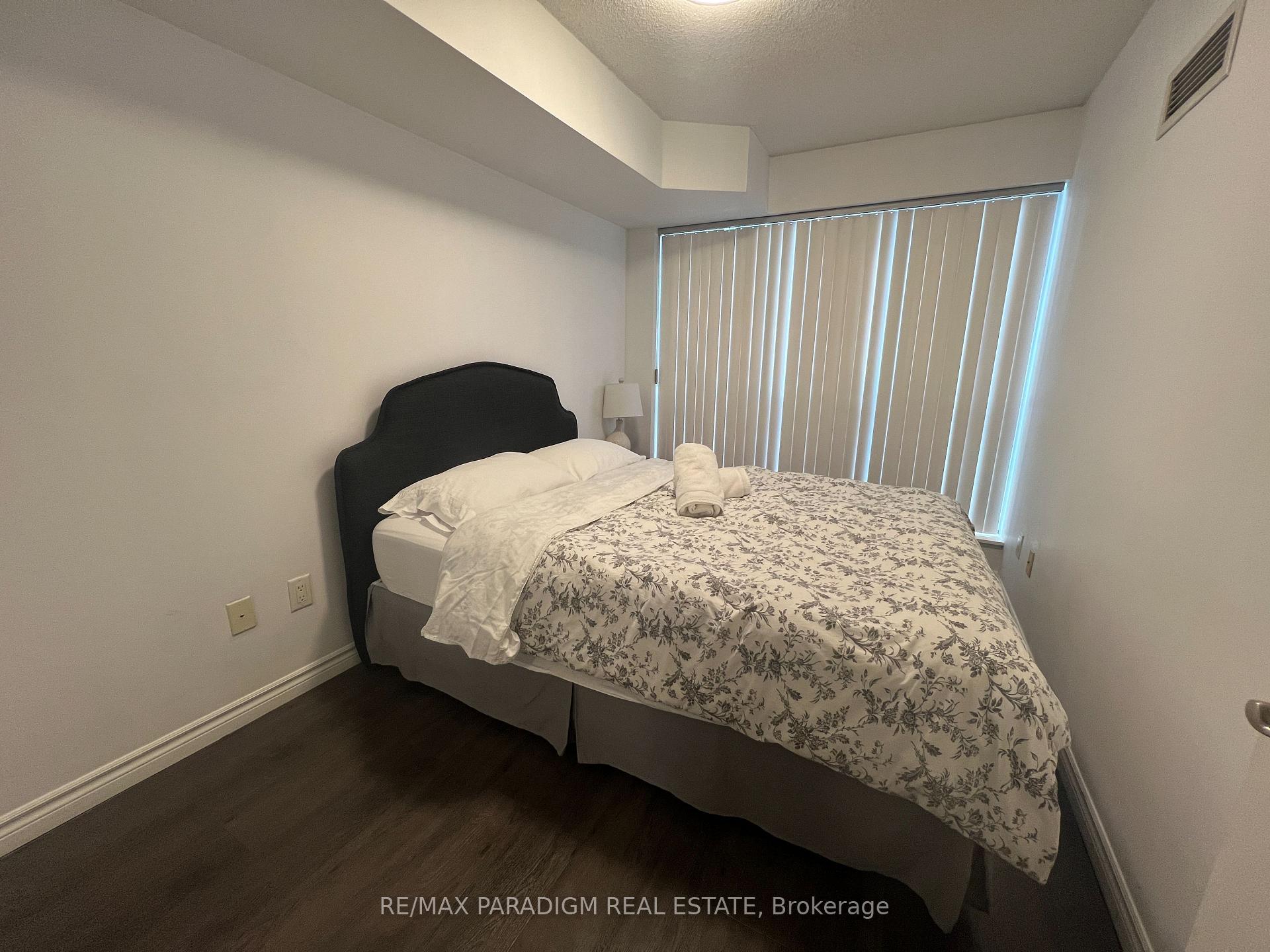Photo 8 of Unit 1642, 250 Wellington Street W, Toronto, Waterfront Communities — HOMEH