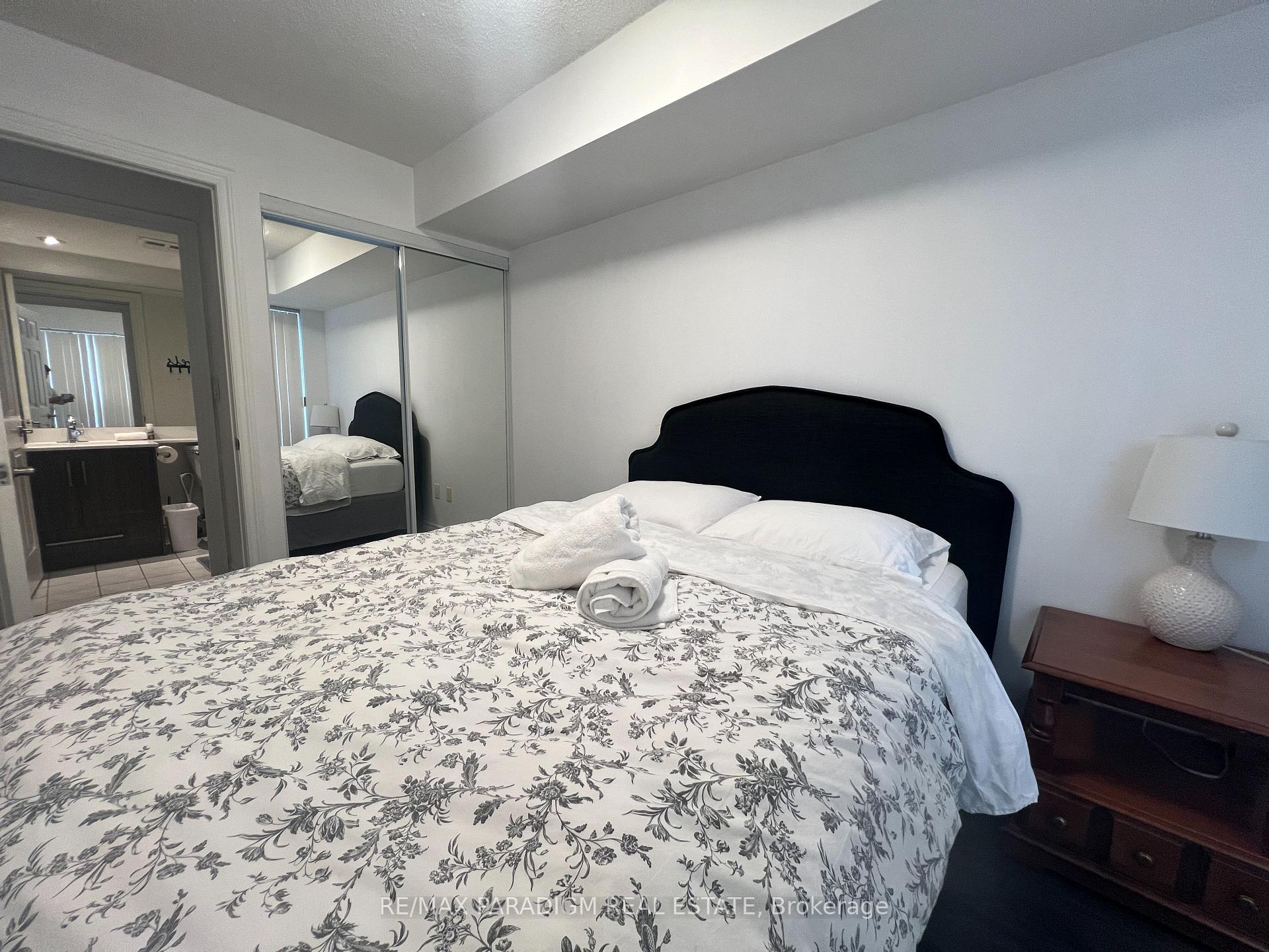 Photo 9 of Unit 1642, 250 Wellington Street W, Toronto, Waterfront Communities — HOMEH
