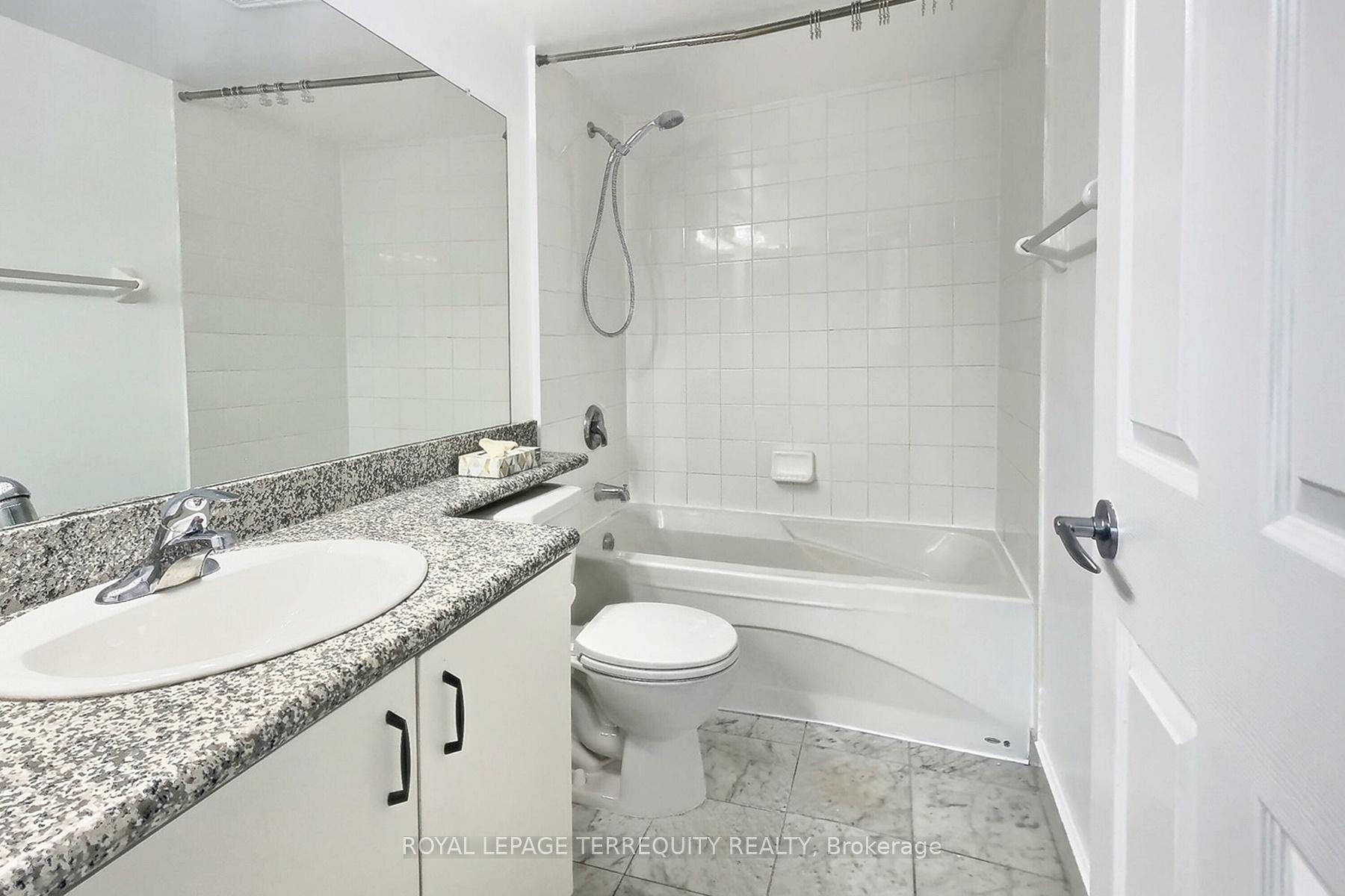 Photo 13 of Unit 2322, 230 Queens Quay W, Toronto, Waterfront Communities — HOMEH
