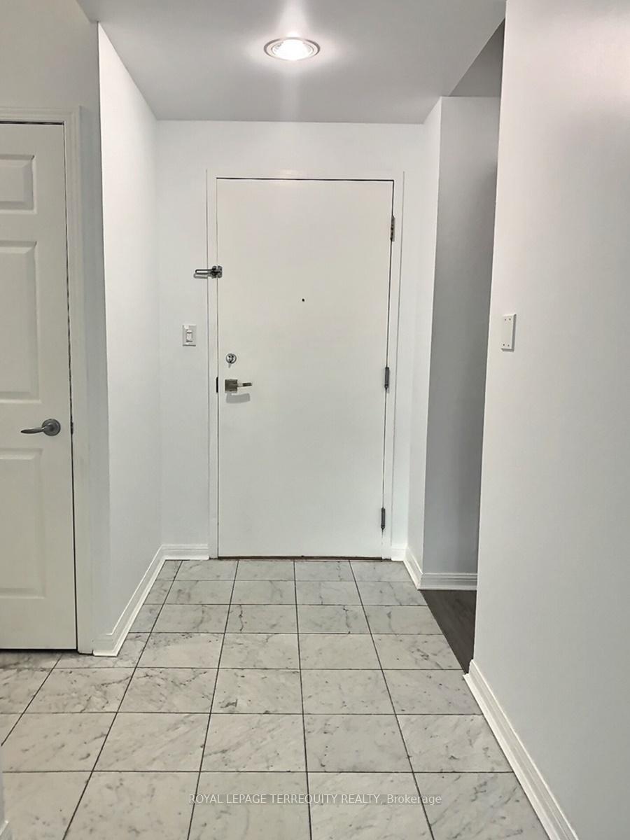 Photo 14 of Unit 2322, 230 Queens Quay W, Toronto, Waterfront Communities — HOMEH