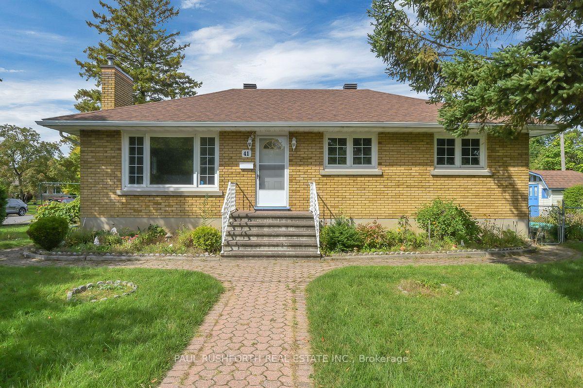 Photo 1 of 41 Capilano Drive, Ottawa, City View/Skyline/Fisher Heights/Parkwood Hills — HOMEH