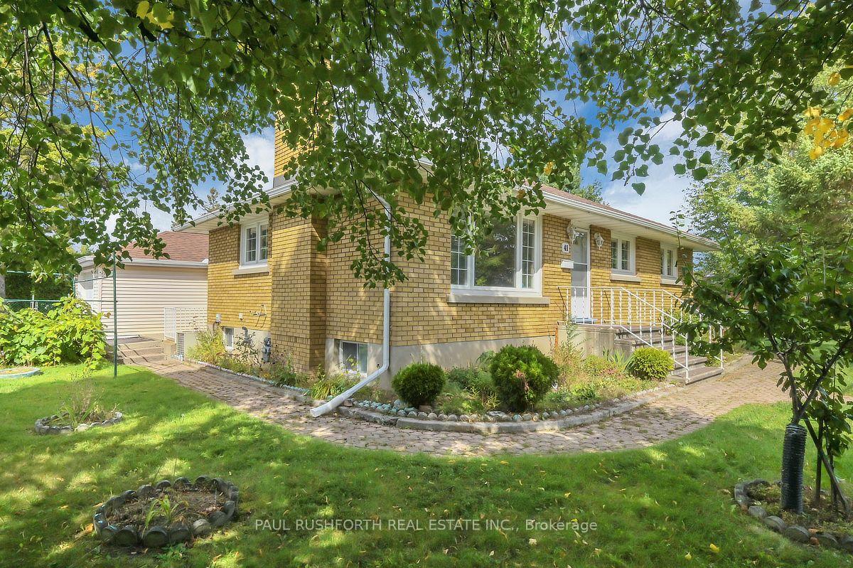 Photo 2 of 41 Capilano Drive, Ottawa, City View/Skyline/Fisher Heights/Parkwood Hills — HOMEH