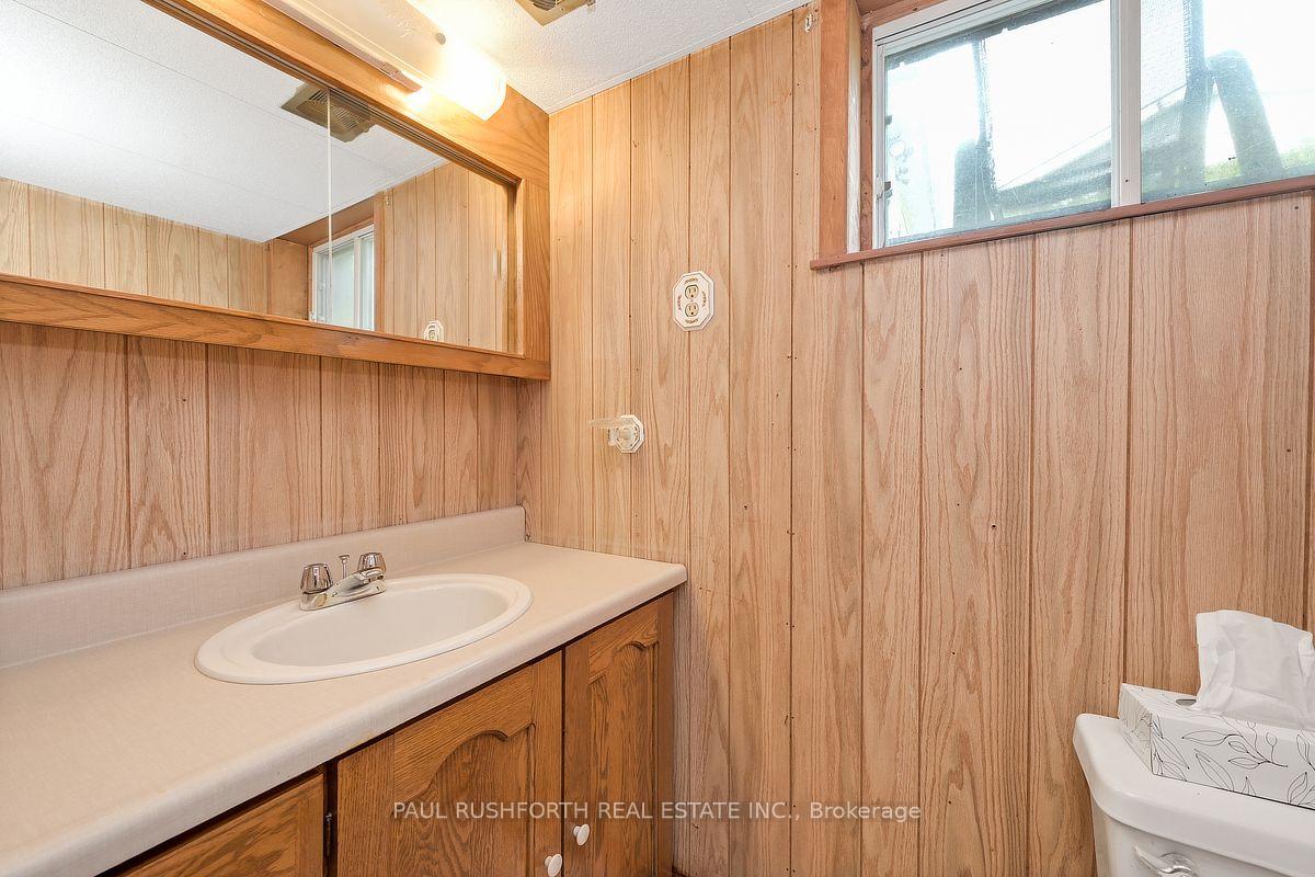 Photo 32 of 41 Capilano Drive, Ottawa, City View/Skyline/Fisher Heights/Parkwood Hills — HOMEH