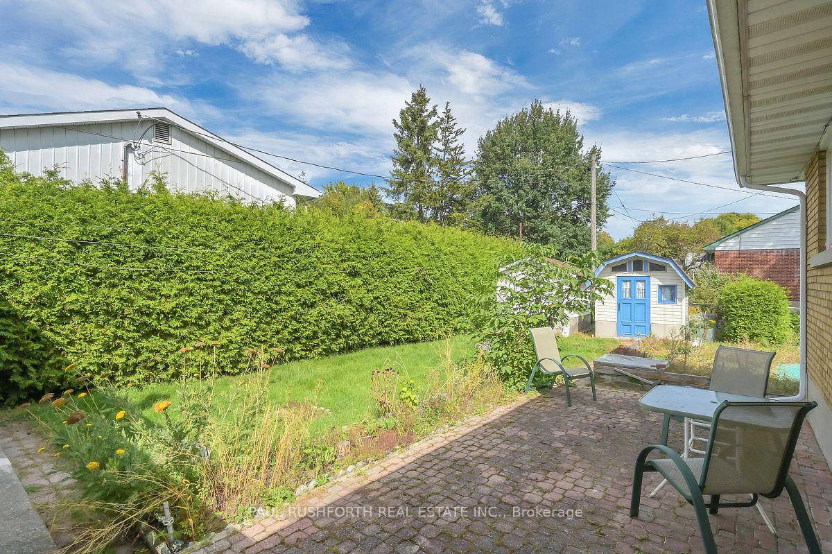 Photo 33 of 41 Capilano Drive, Ottawa, City View/Skyline/Fisher Heights/Parkwood Hills — HOMEH