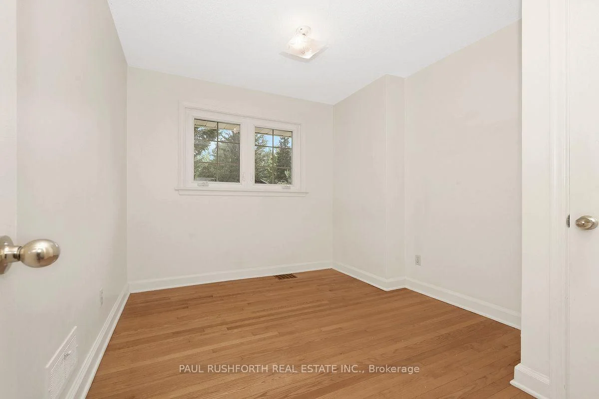 Photo 23 of 41 Capilano Drive, Ottawa, City View/Skyline/Fisher Heights/Parkwood Hills — HOMEH