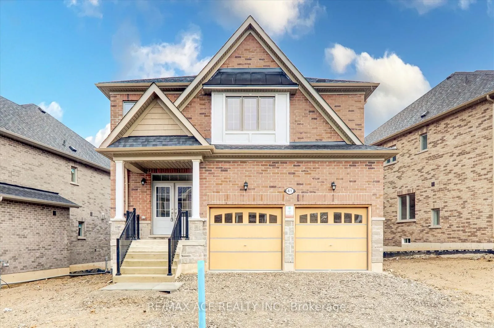 Photo 1 of 41 North Garden Boulevard, Scugog, Port Perry — HOMEH
