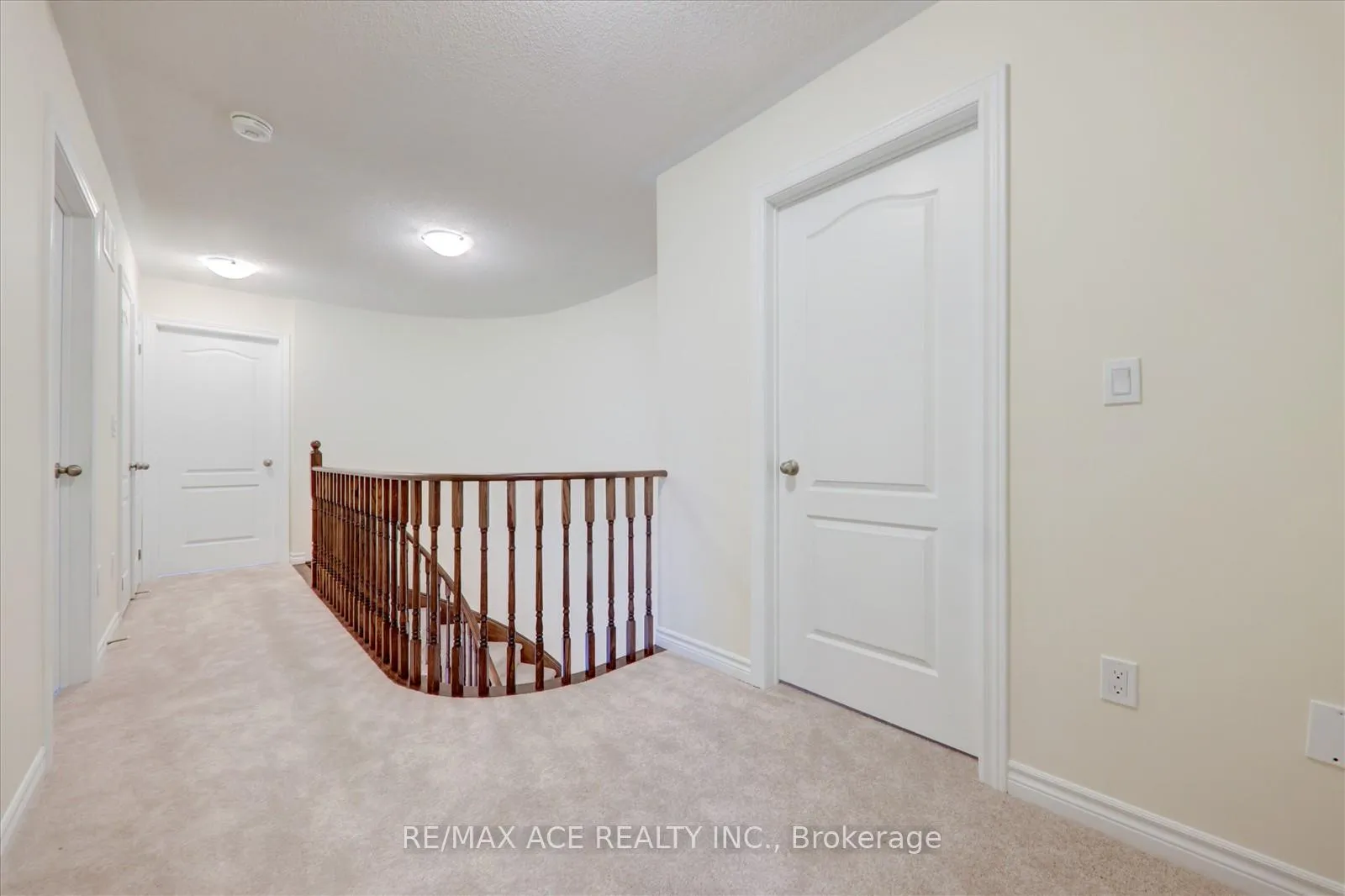 Photo 18 of 41 North Garden Boulevard, Scugog, Port Perry — HOMEH