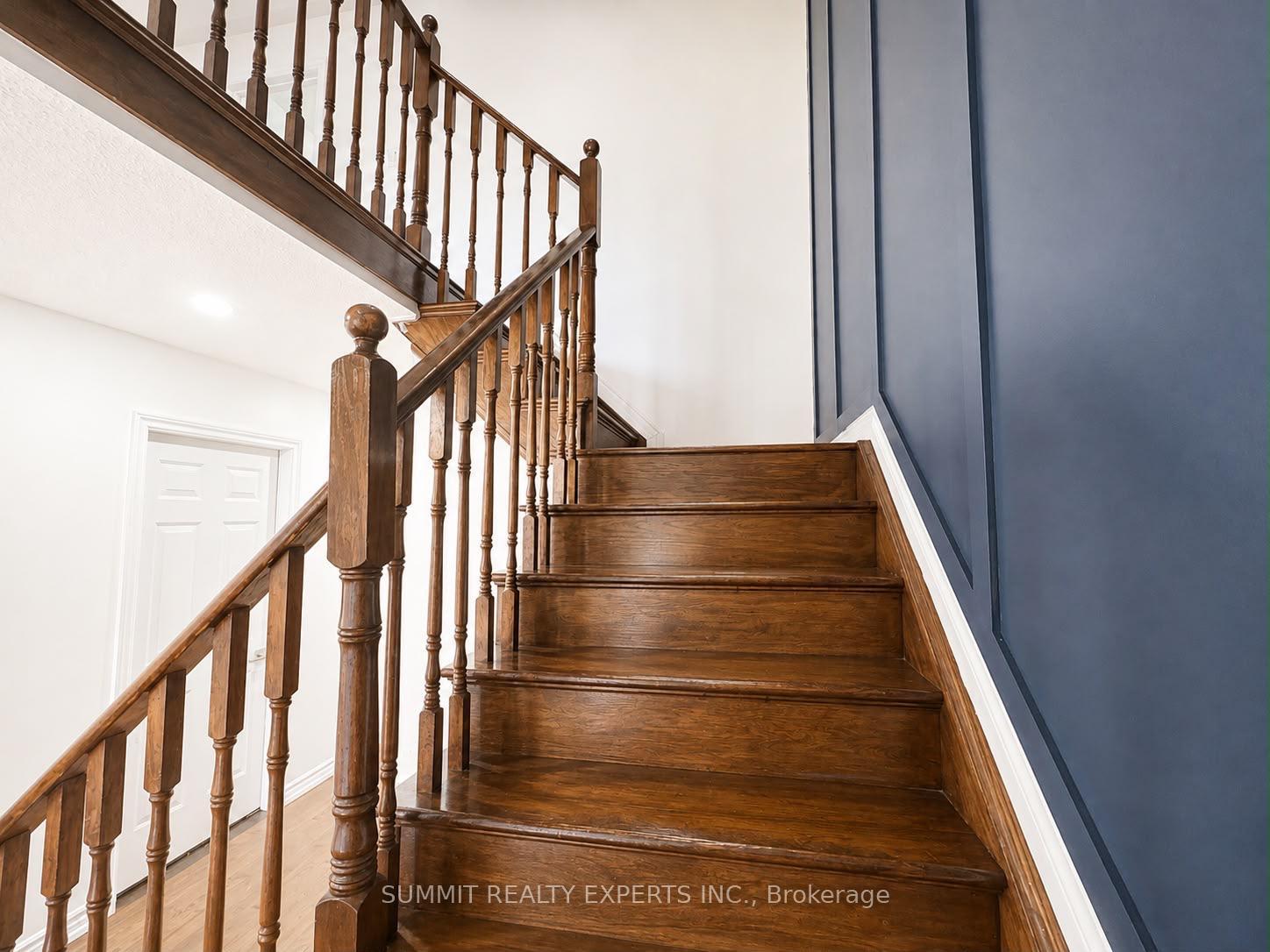 Photo 7 of 25 Deforest Drive, Brampton, Fletcher's Meadow — HOMEH
