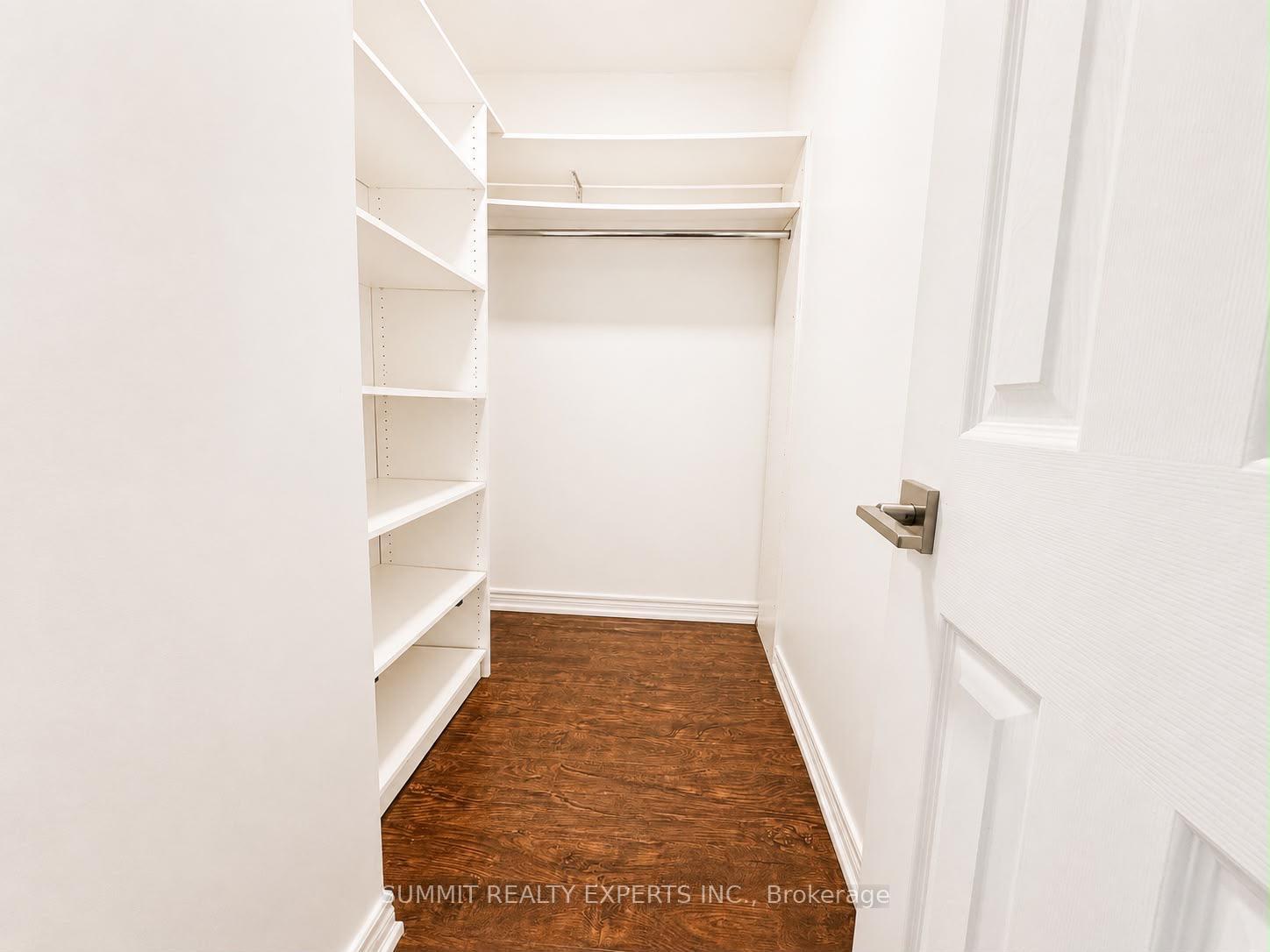 Photo 10 of 25 Deforest Drive, Brampton, Fletcher's Meadow — HOMEH