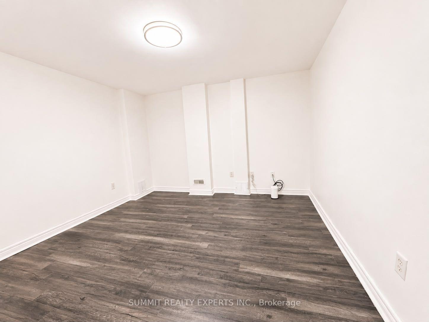 Photo 20 of 25 Deforest Drive, Brampton, Fletcher's Meadow — HOMEH