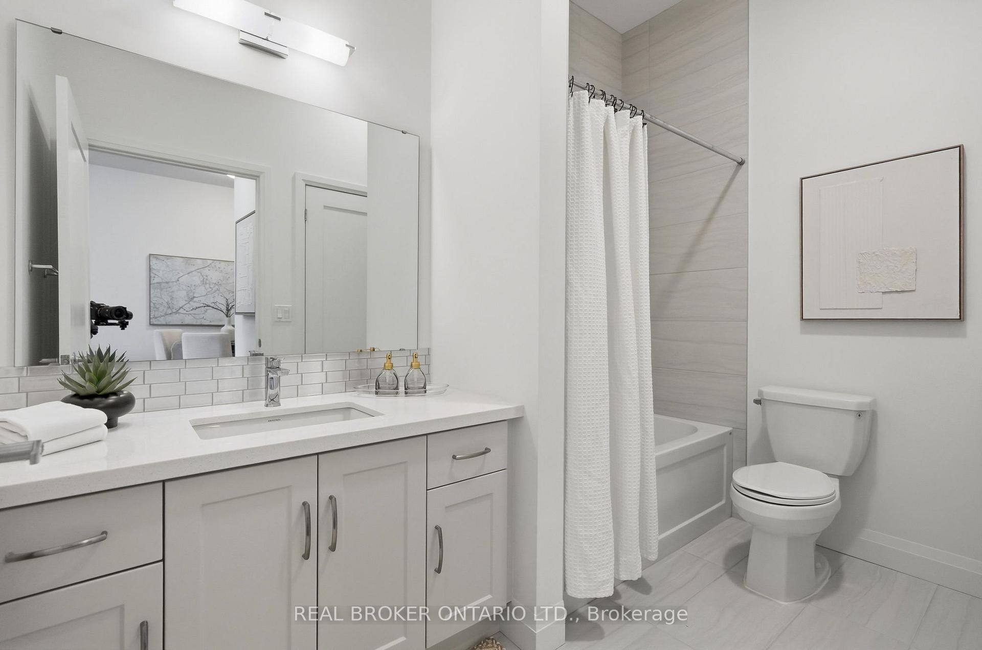 Photo 25 of Unit 101, 30 Hamilton Street S, Hamilton, Waterdown — HOMEH