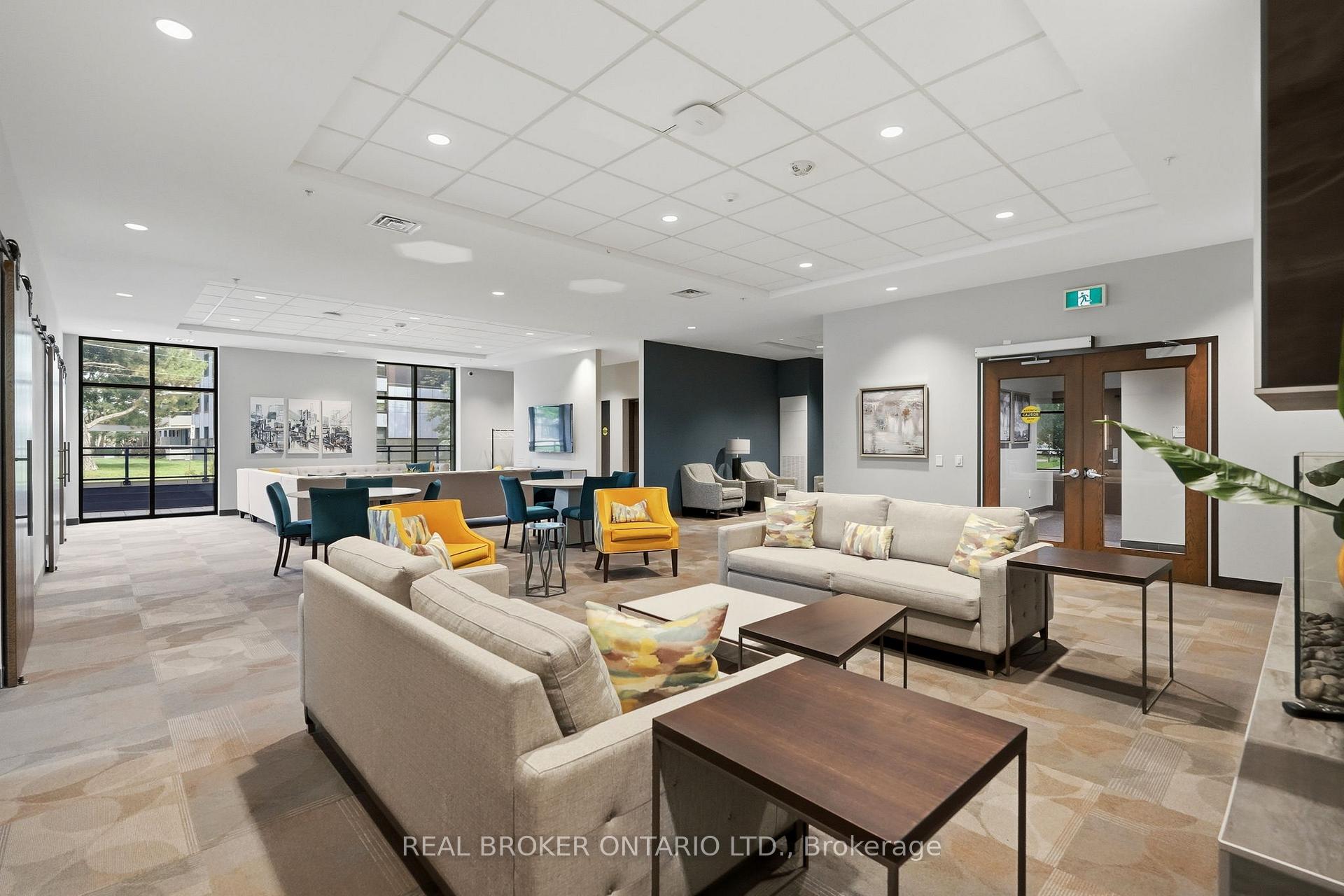 Photo 32 of Unit 101, 30 Hamilton Street S, Hamilton, Waterdown — HOMEH