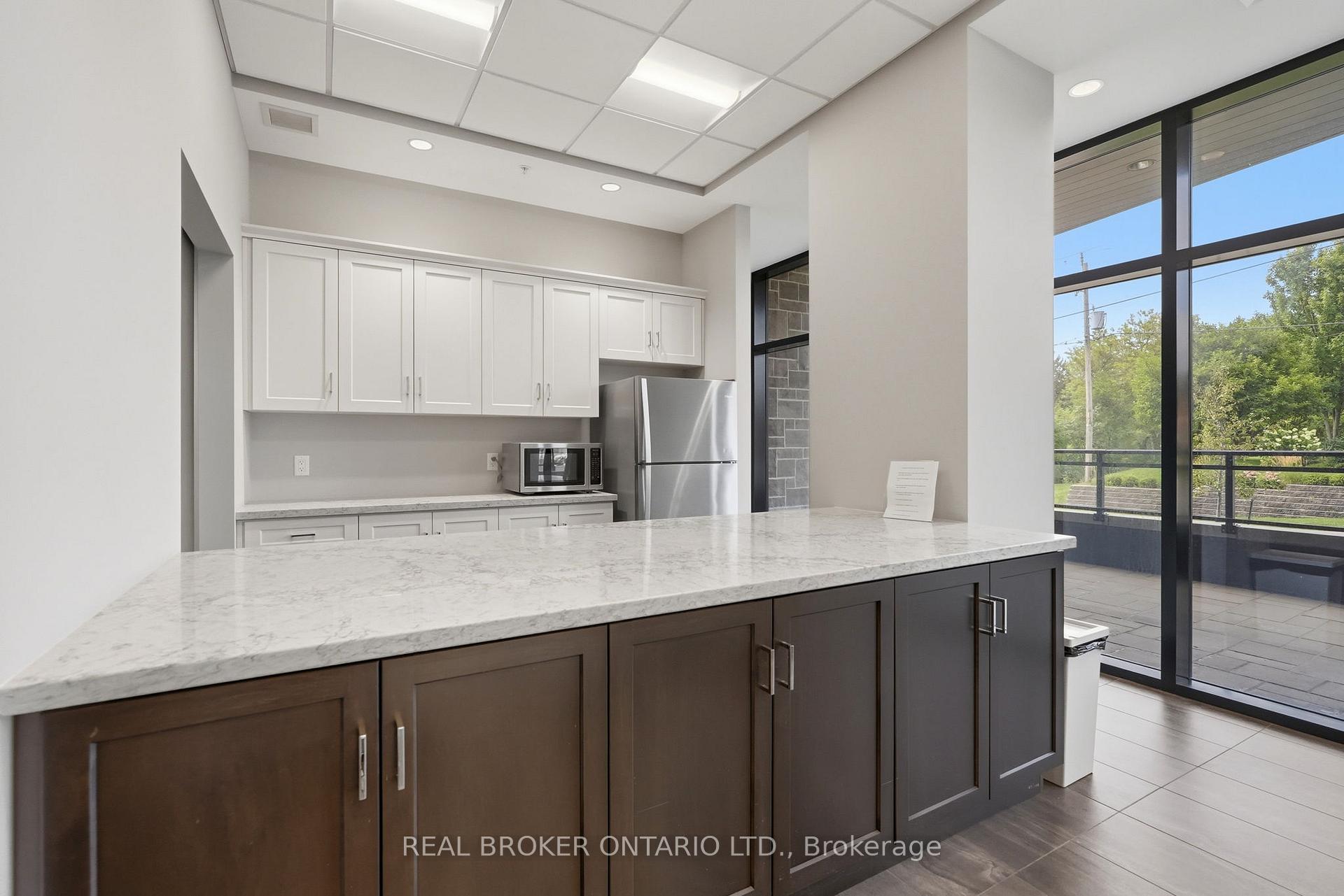Photo 34 of Unit 101, 30 Hamilton Street S, Hamilton, Waterdown — HOMEH