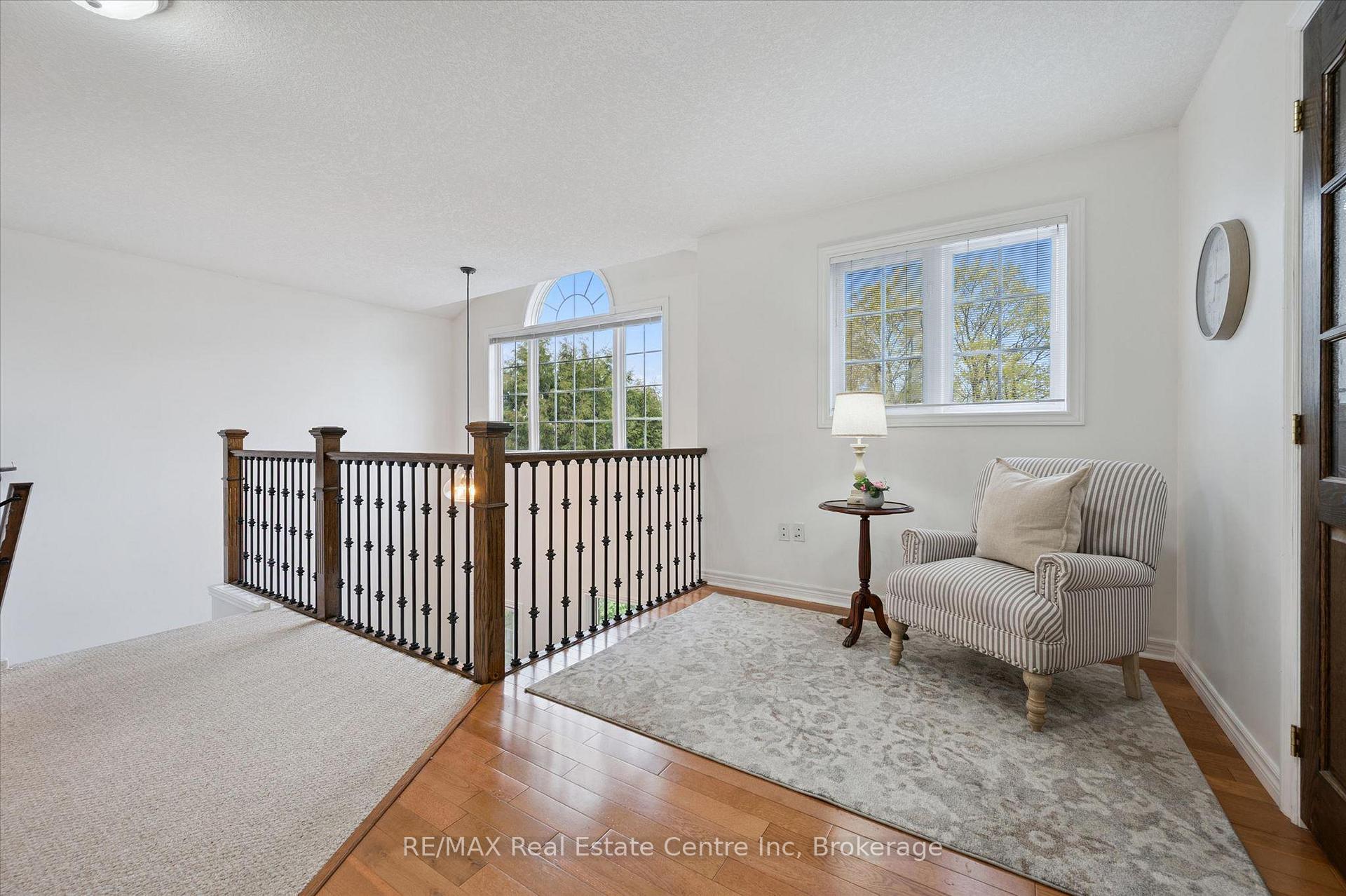 Photo 18 of 7 Hardy Street, Guelph, St. George's — HOMEH