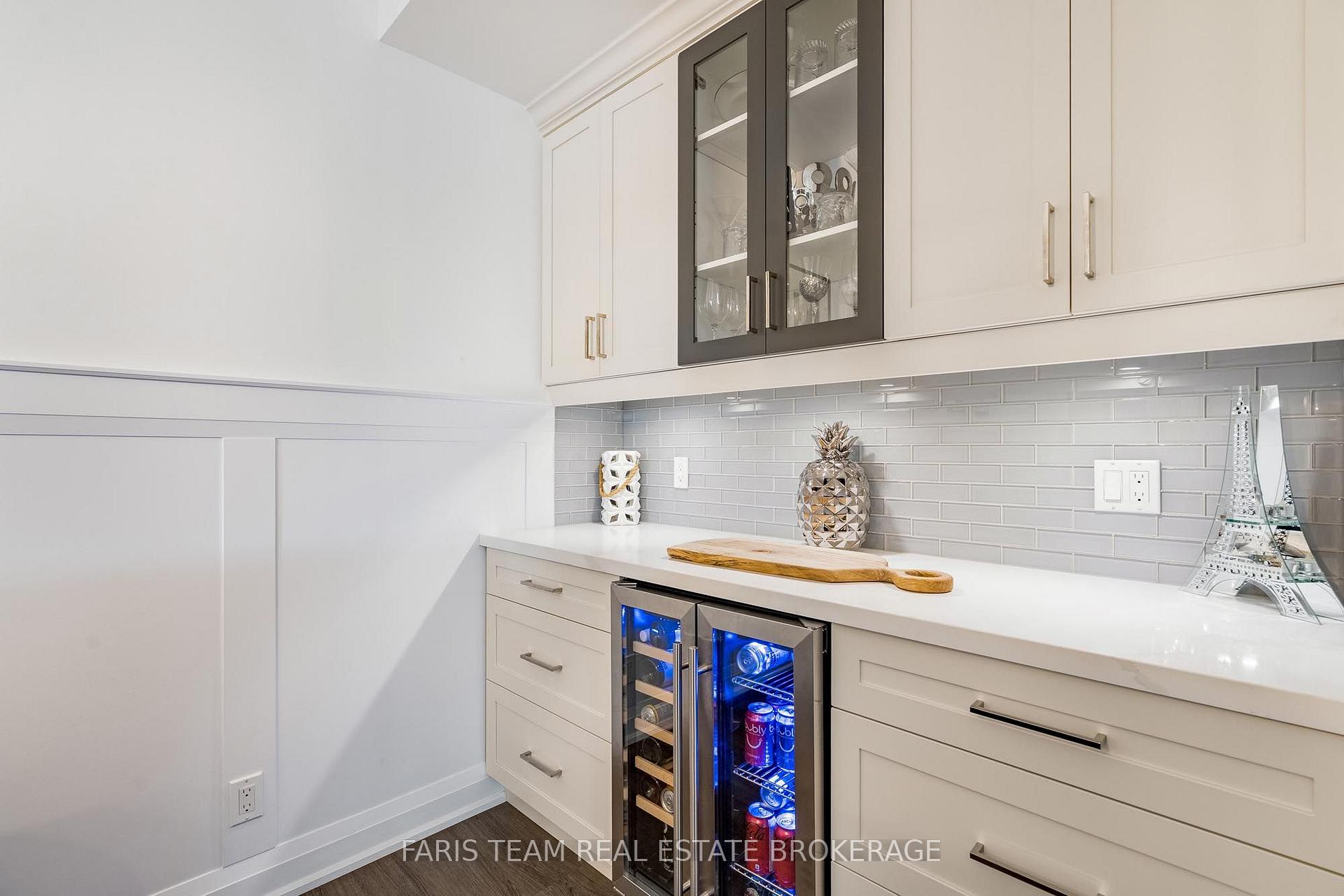 Photo 11 of Unit 302, 80 Orchard Point Road, Orillia — HOMEH