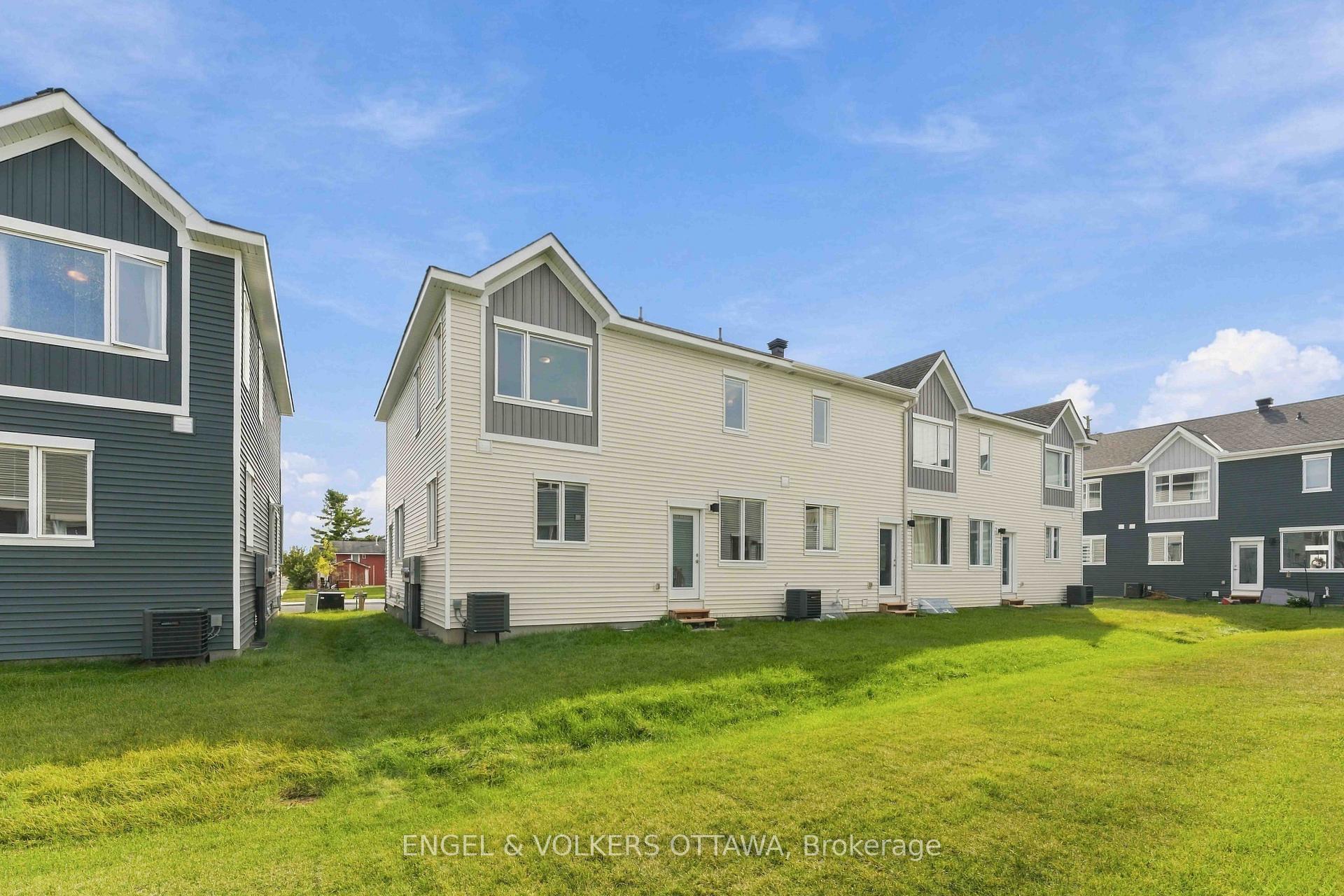 Photo 21 of 182 Ryan Reynolds Way, Ottawa, Avalon West — HOMEH