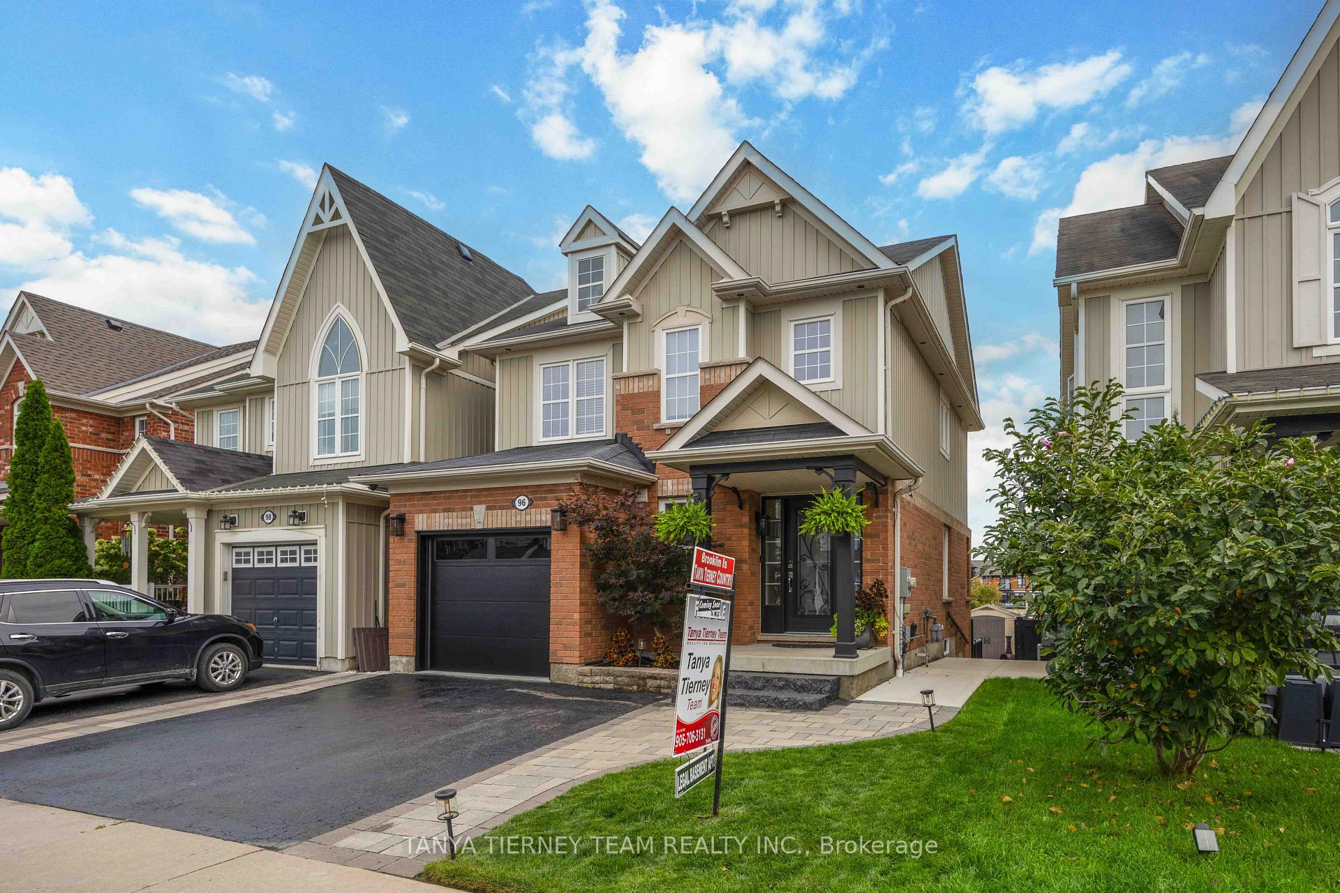 Photo 2 of 96 Mildenhall Place, Whitby, Brooklin — HOMEH