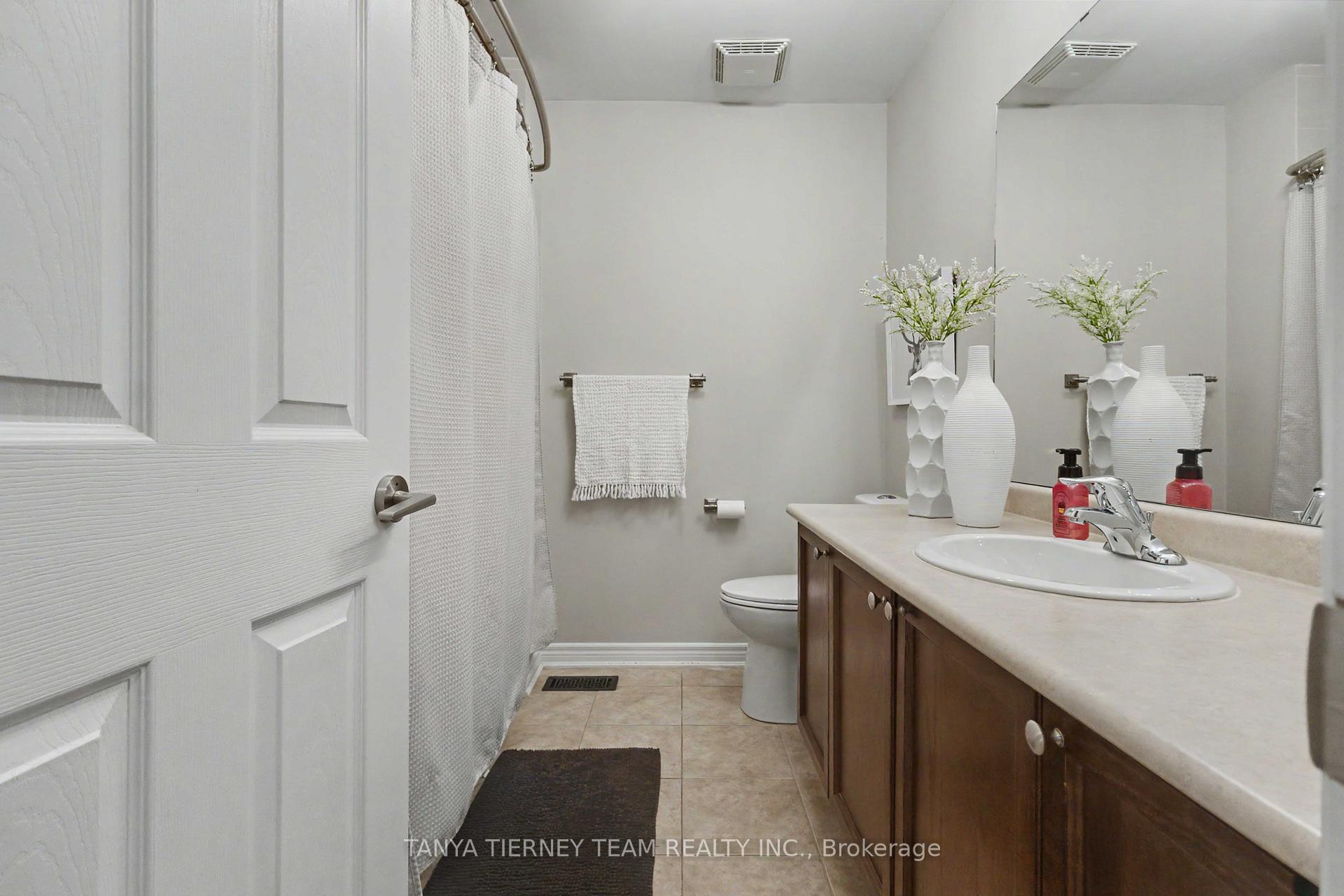 Photo 25 of 96 Mildenhall Place, Whitby, Brooklin — HOMEH